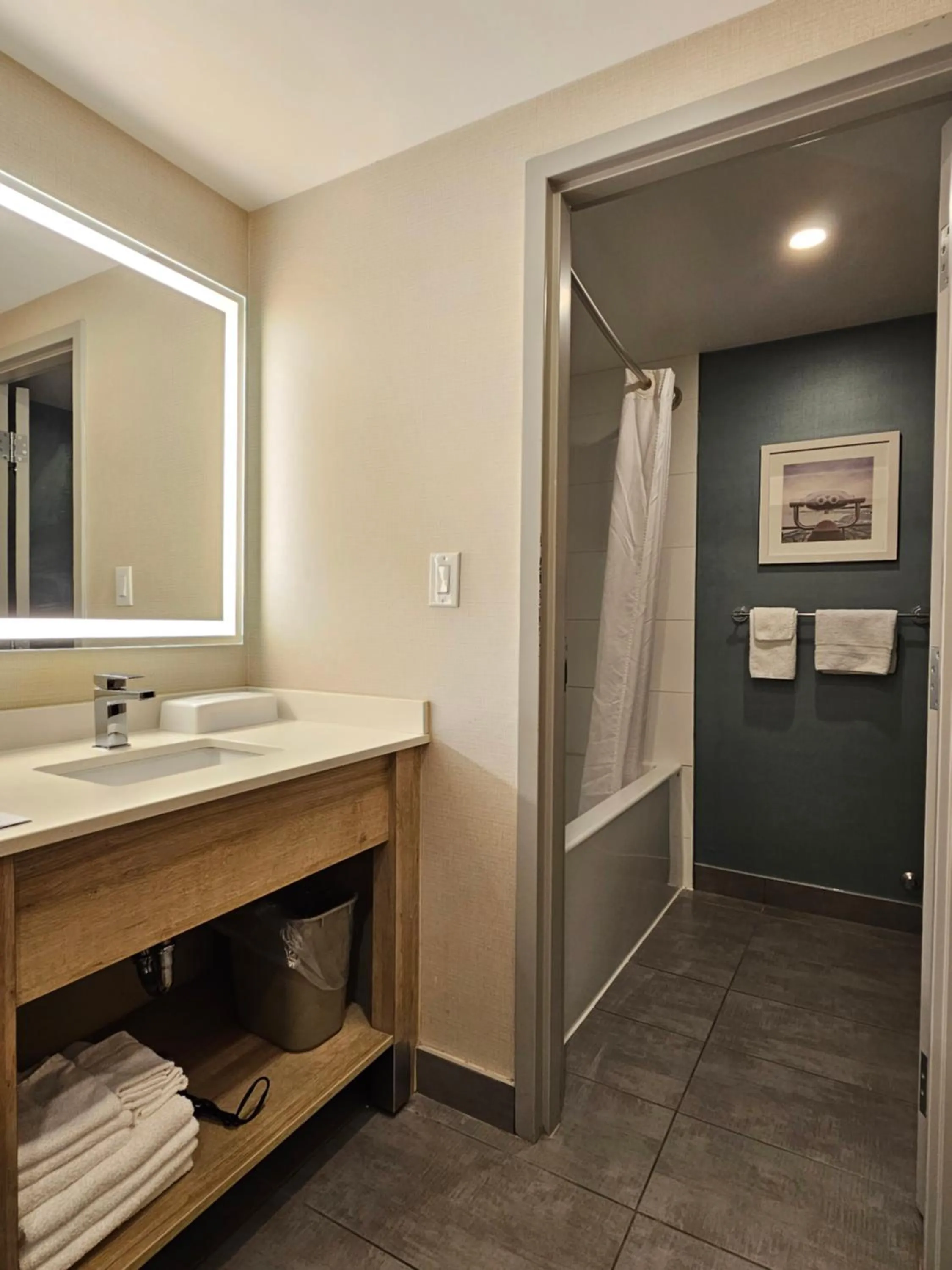 Bathroom in Vittoria Hotel & Suites