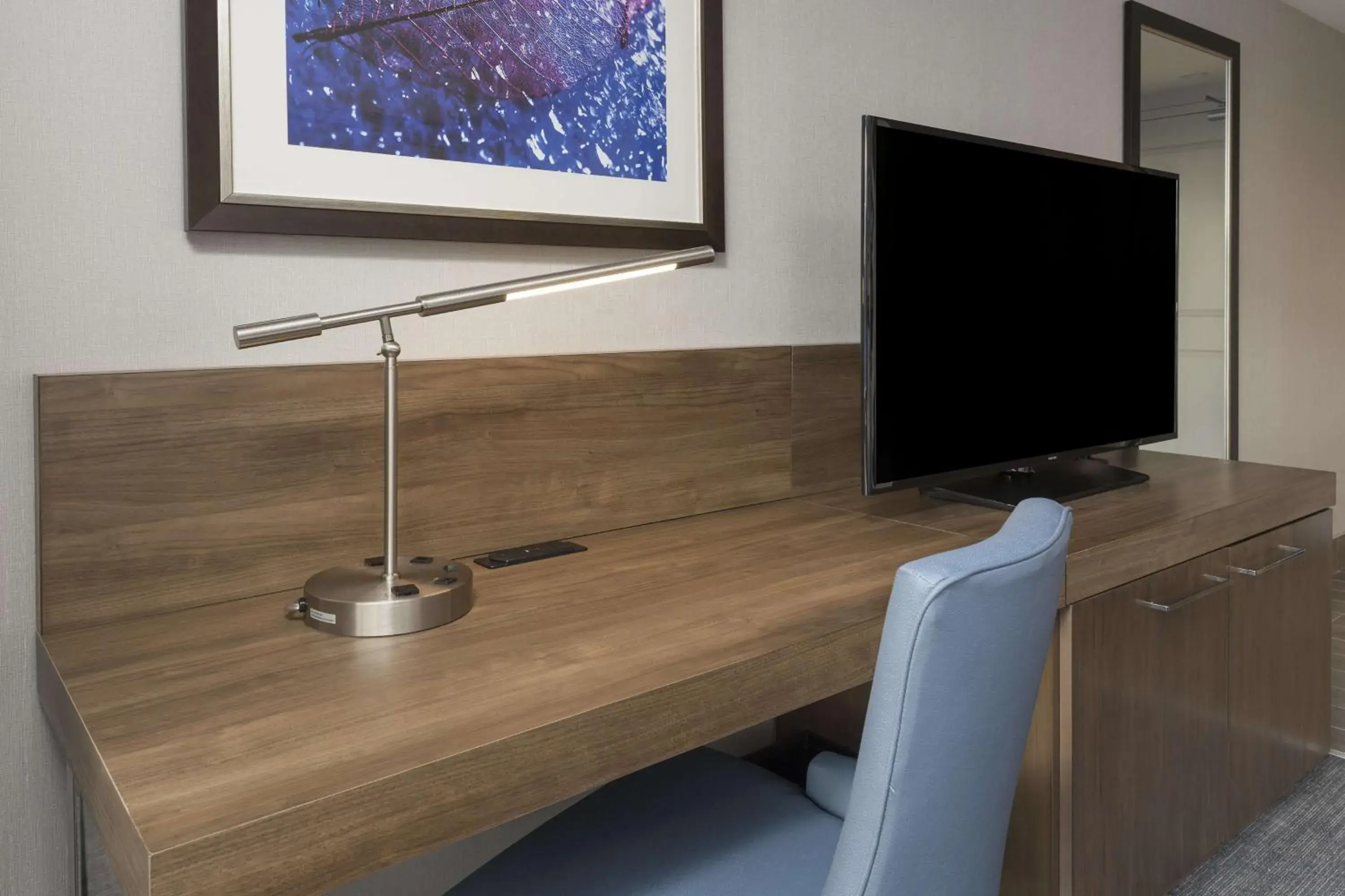 Bedroom in Hilton Garden Inn Ottawa Downtown Bedroom in Hilton Garden Inn Ottawa Downtown