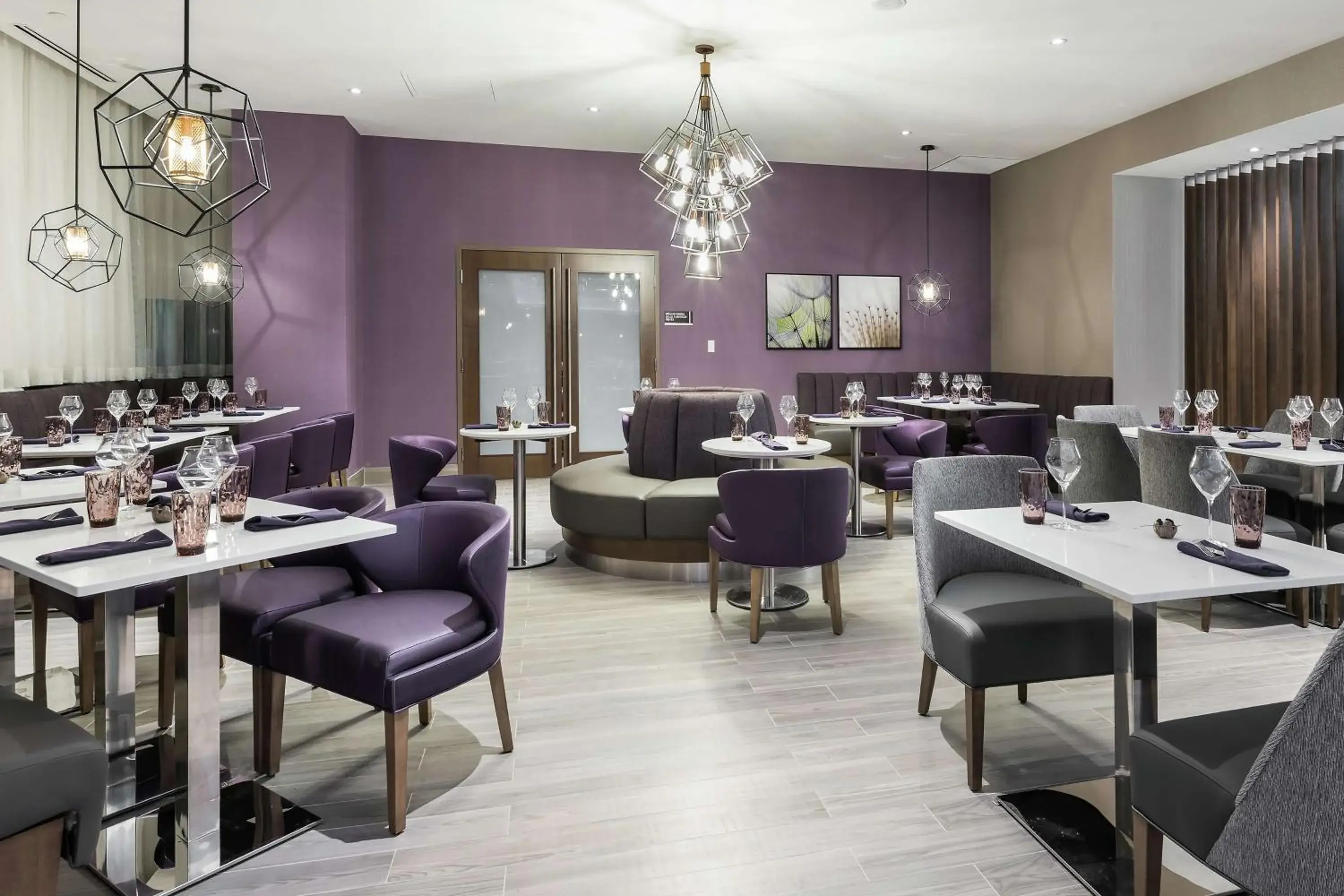 Restaurant/places to eat in Hilton Garden Inn Ottawa Downtown Restaurant/places to eat in Hilton Garden Inn Ottawa Downtown