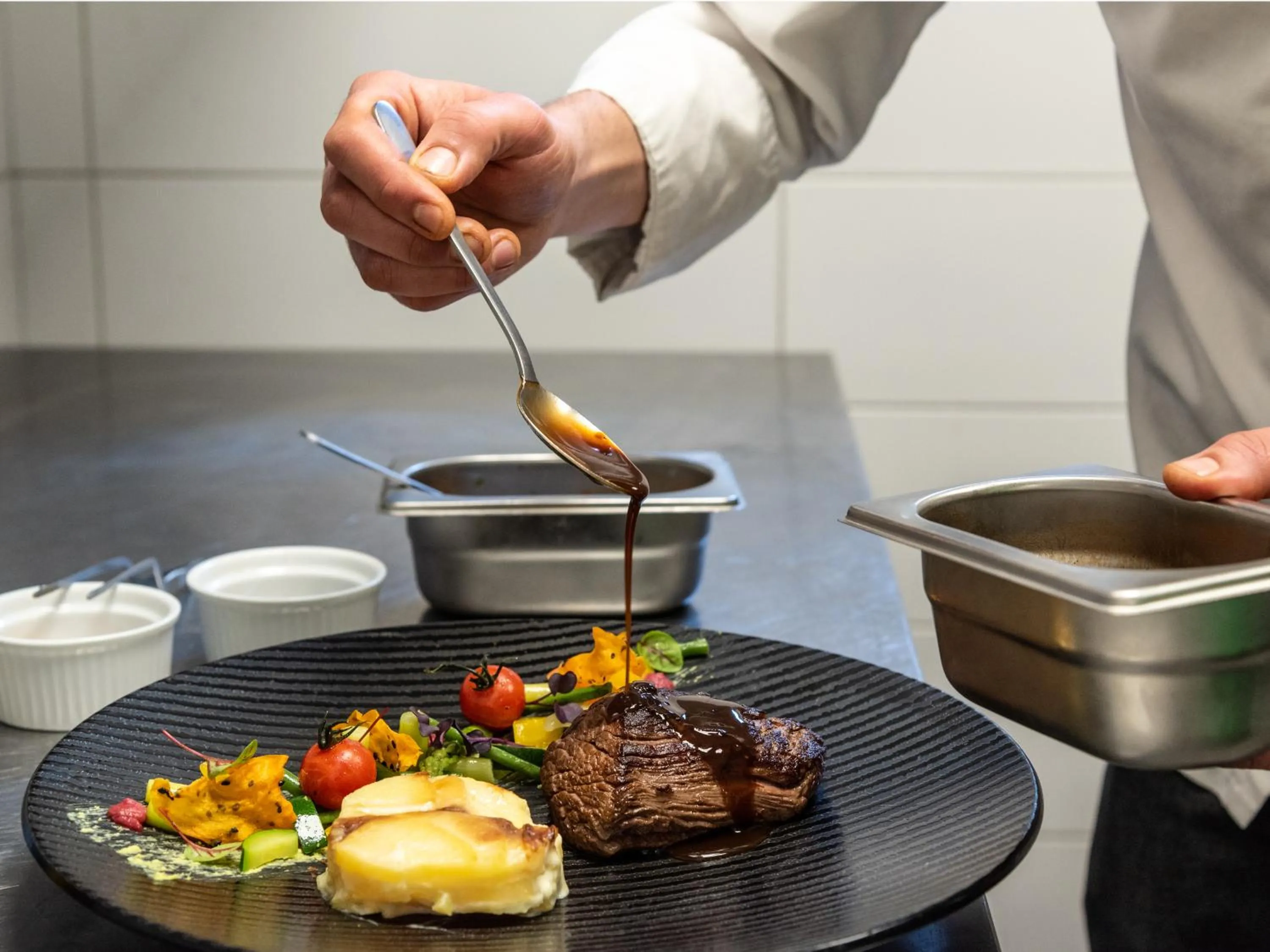 Restaurant/places to eat in Hôtel Ski Lodge - Chambres & Appartements - Village Montana