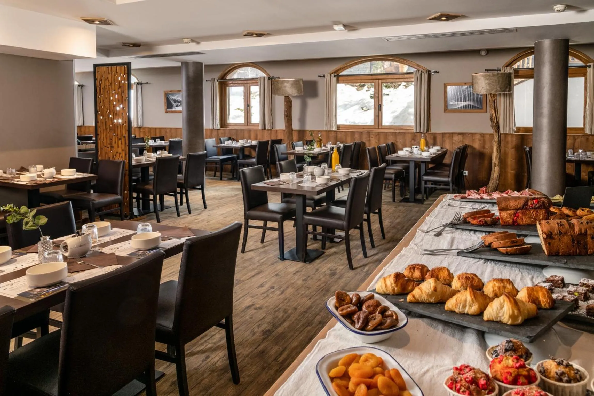 Restaurant/places to eat in Hôtel Ski Lodge - Chambres & Appartements - Village Montana