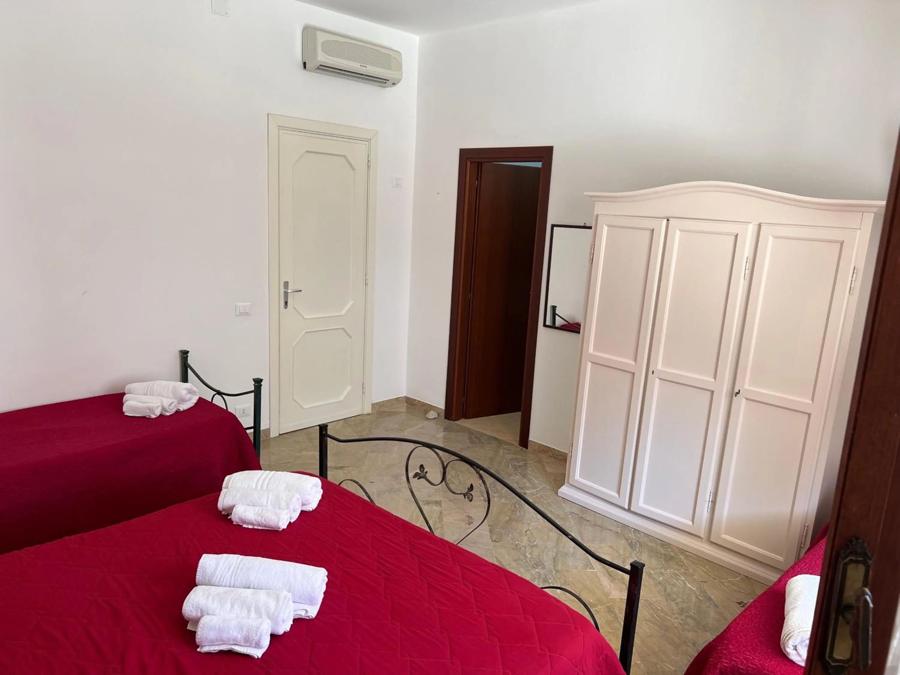 Bed in Villa Dolce Vita rooms