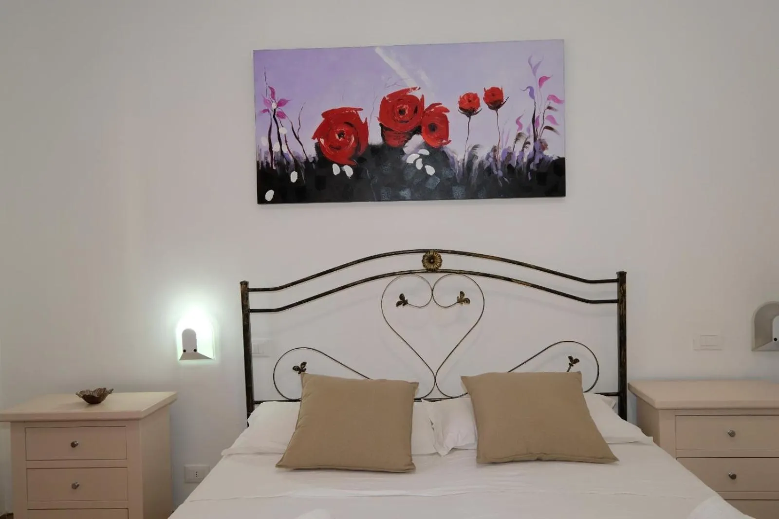 Bed in Villa Dolce Vita rooms