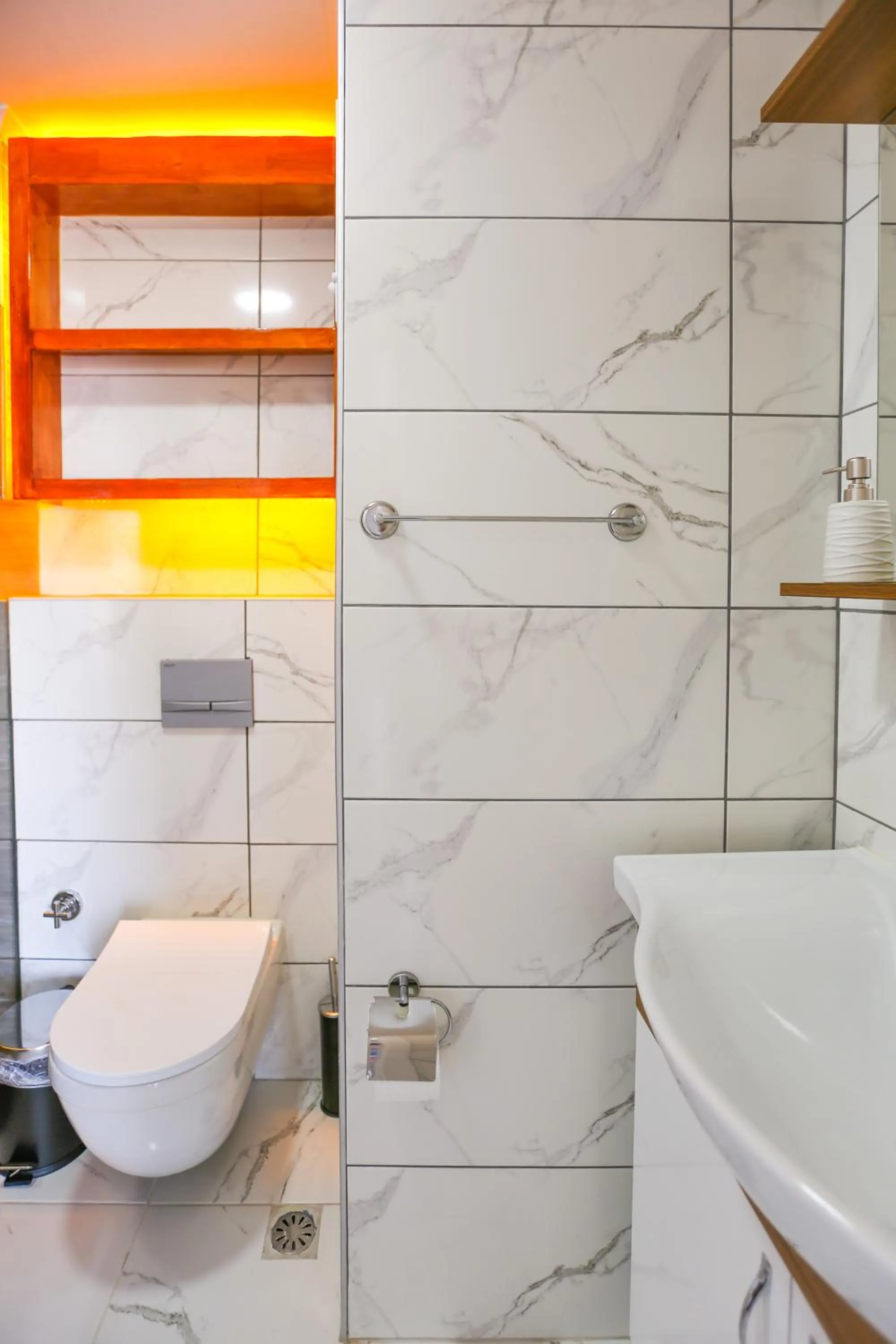 Toilet in Just Dream Suites