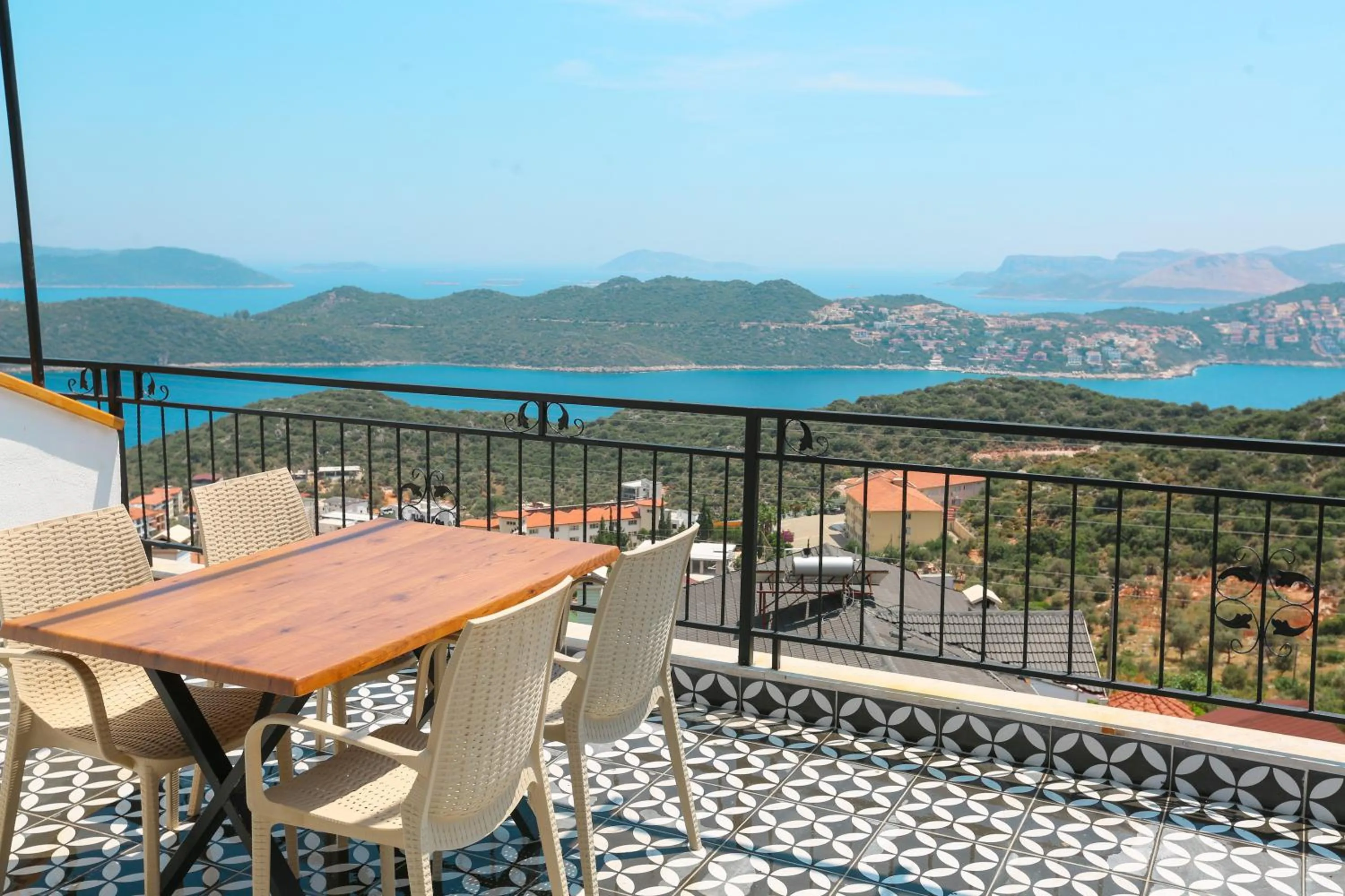 Sea view in Just Dream Suites