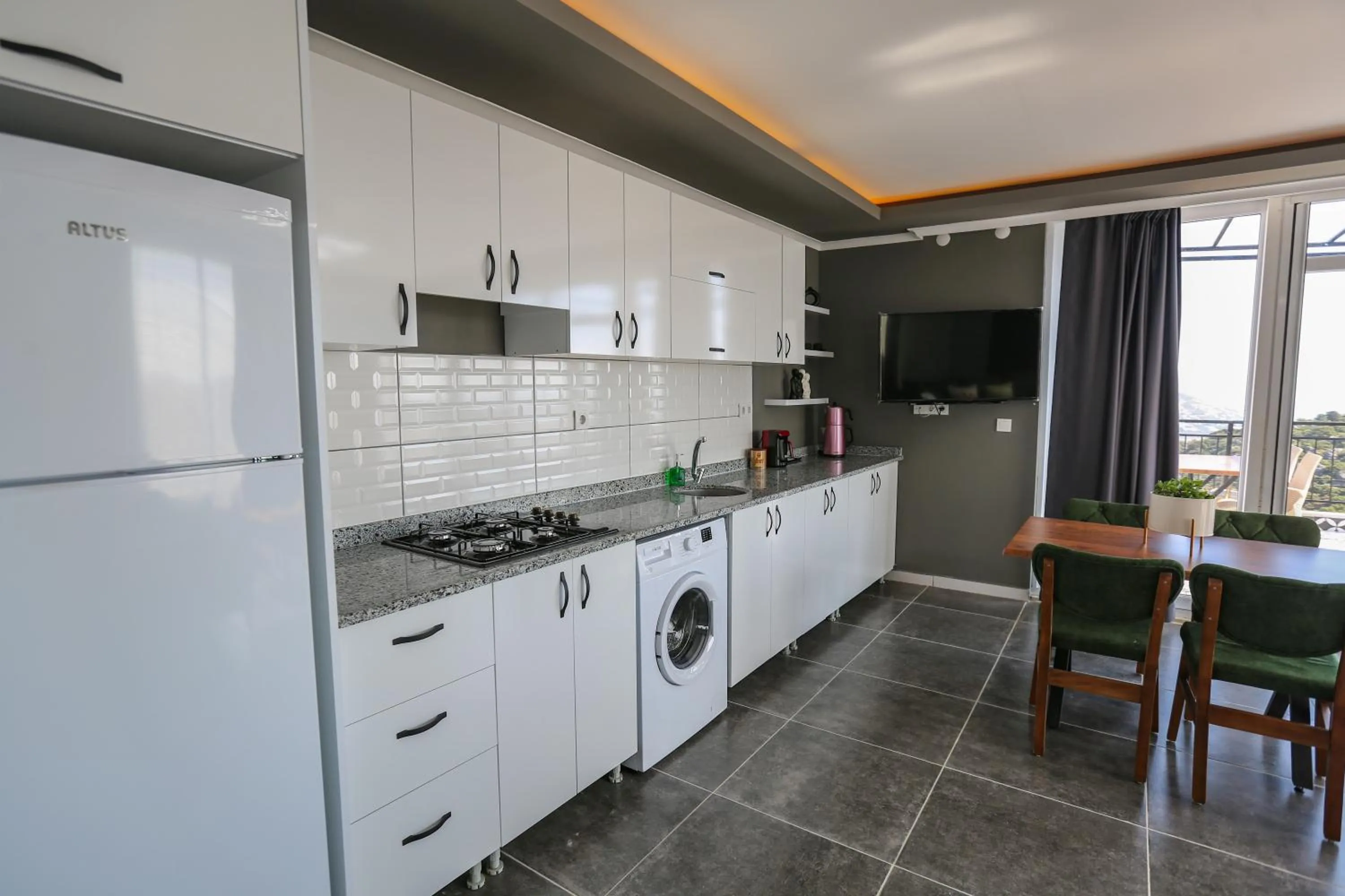 Coffee/tea facilities in Just Dream Suites