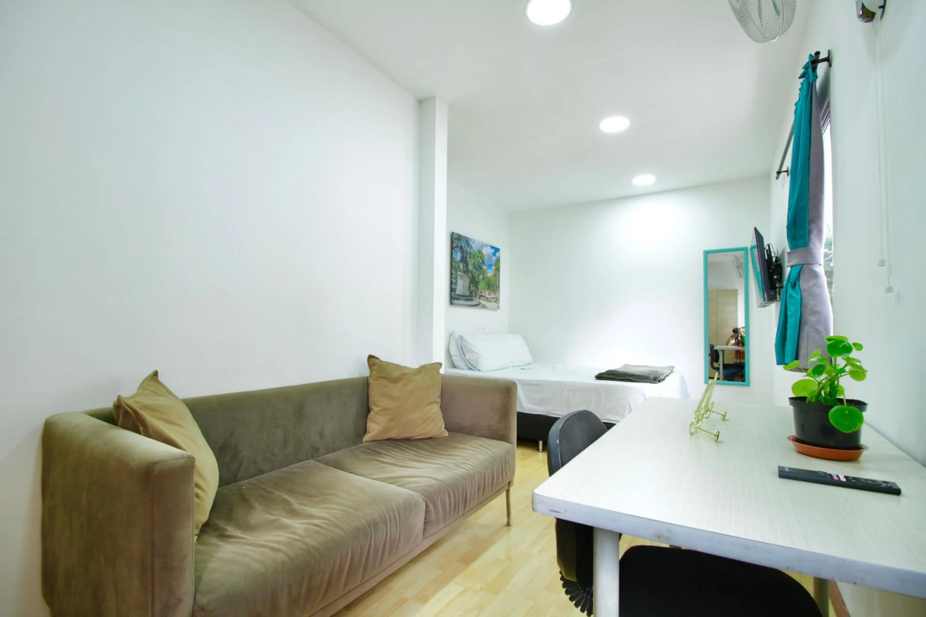 Deluxe Double Room - single occupancy in Poblado Park Guest House