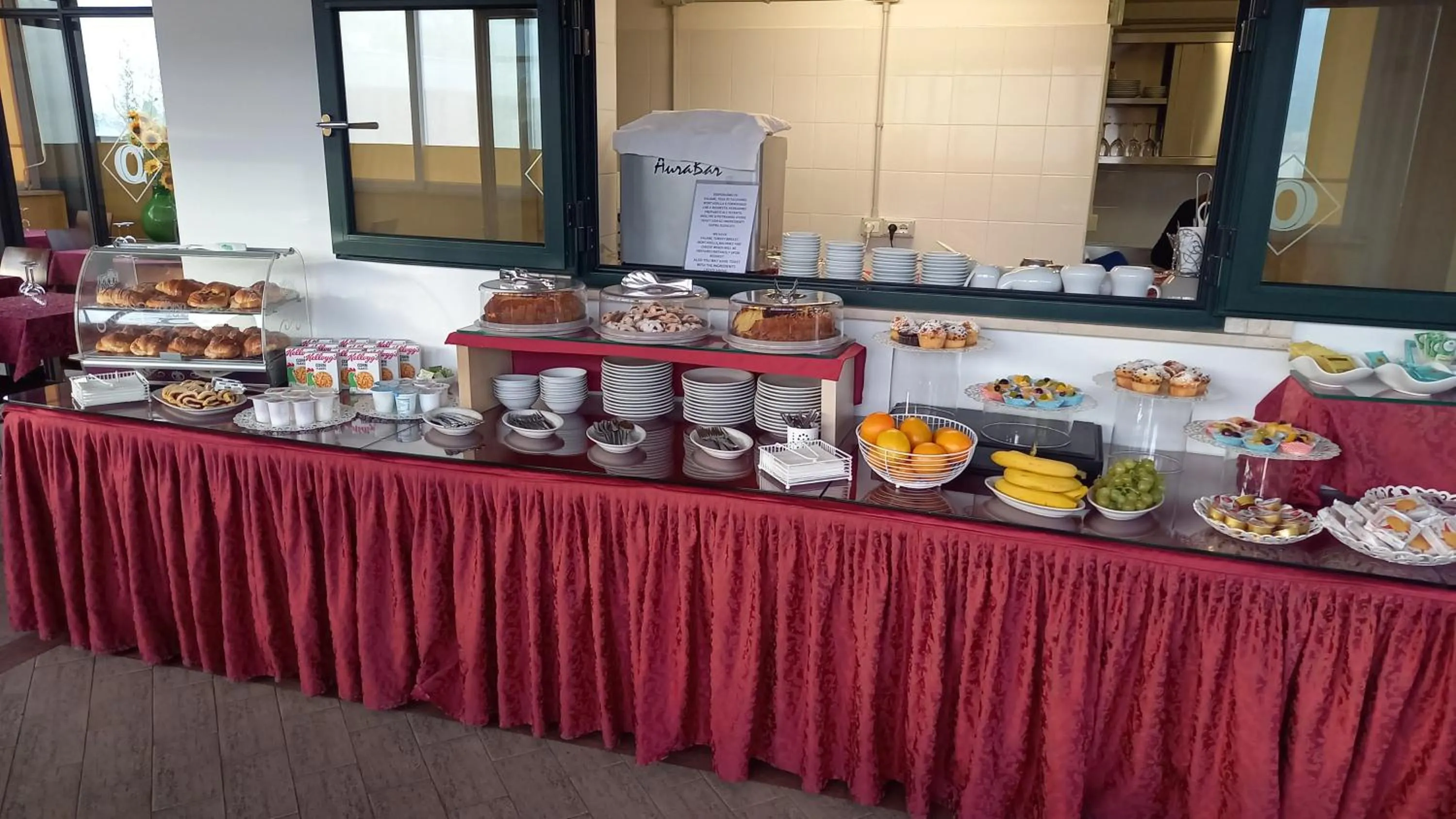 Buffet breakfast in Villa Adriana Hotel