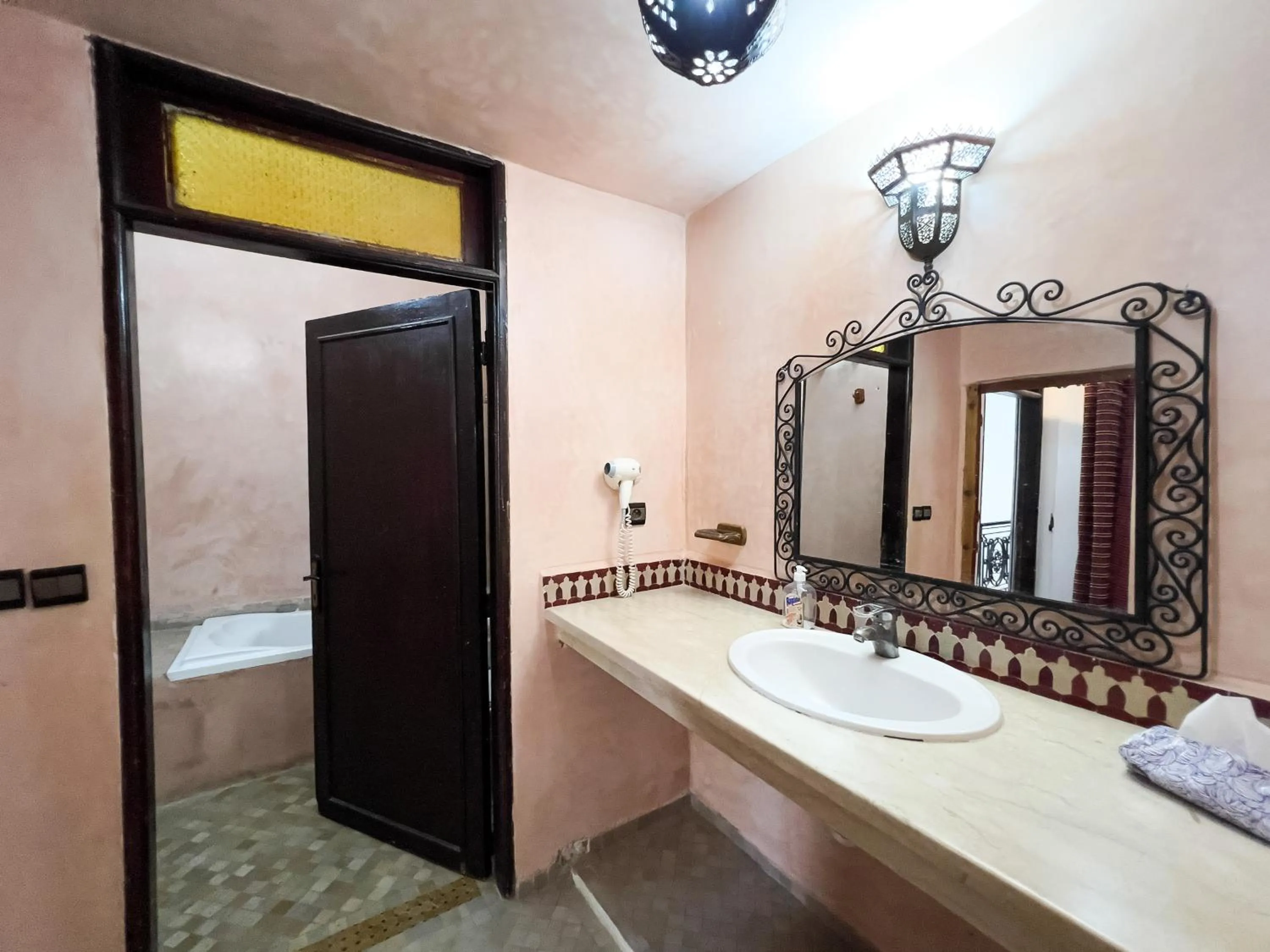 Bathroom in Riad Pacha Palace