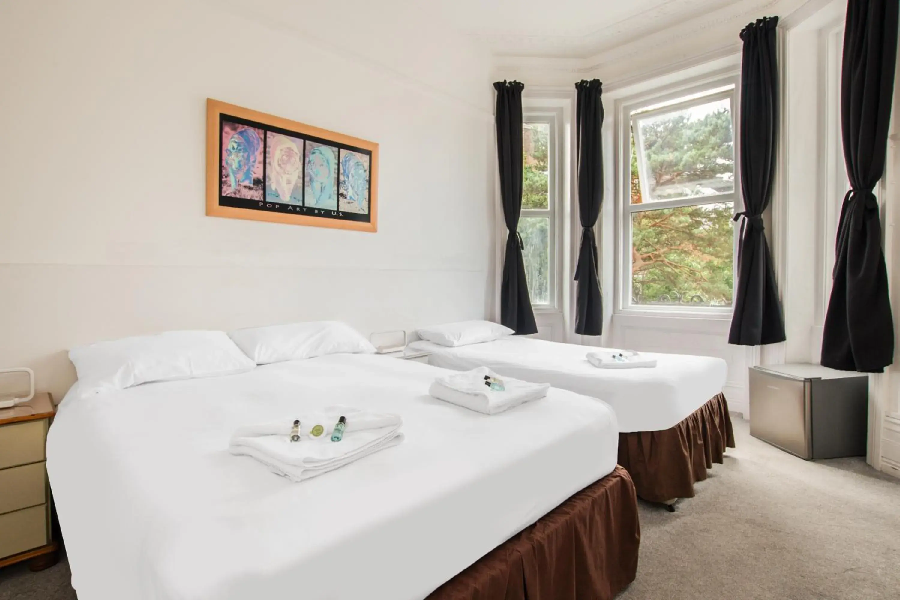 Standard Twin Room in OYO The Lodge Bournemouth Standard Twin Room in OYO The Lodge Bournemouth