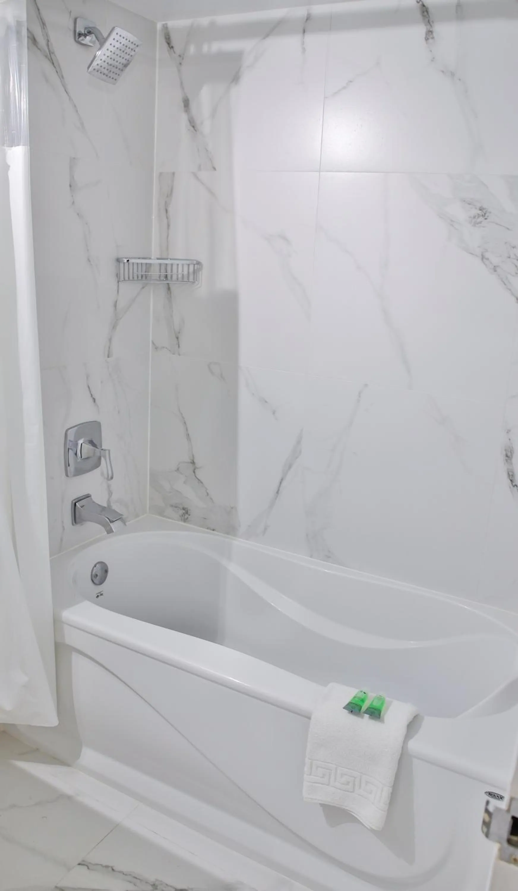 Bathroom in Diplomat Inn