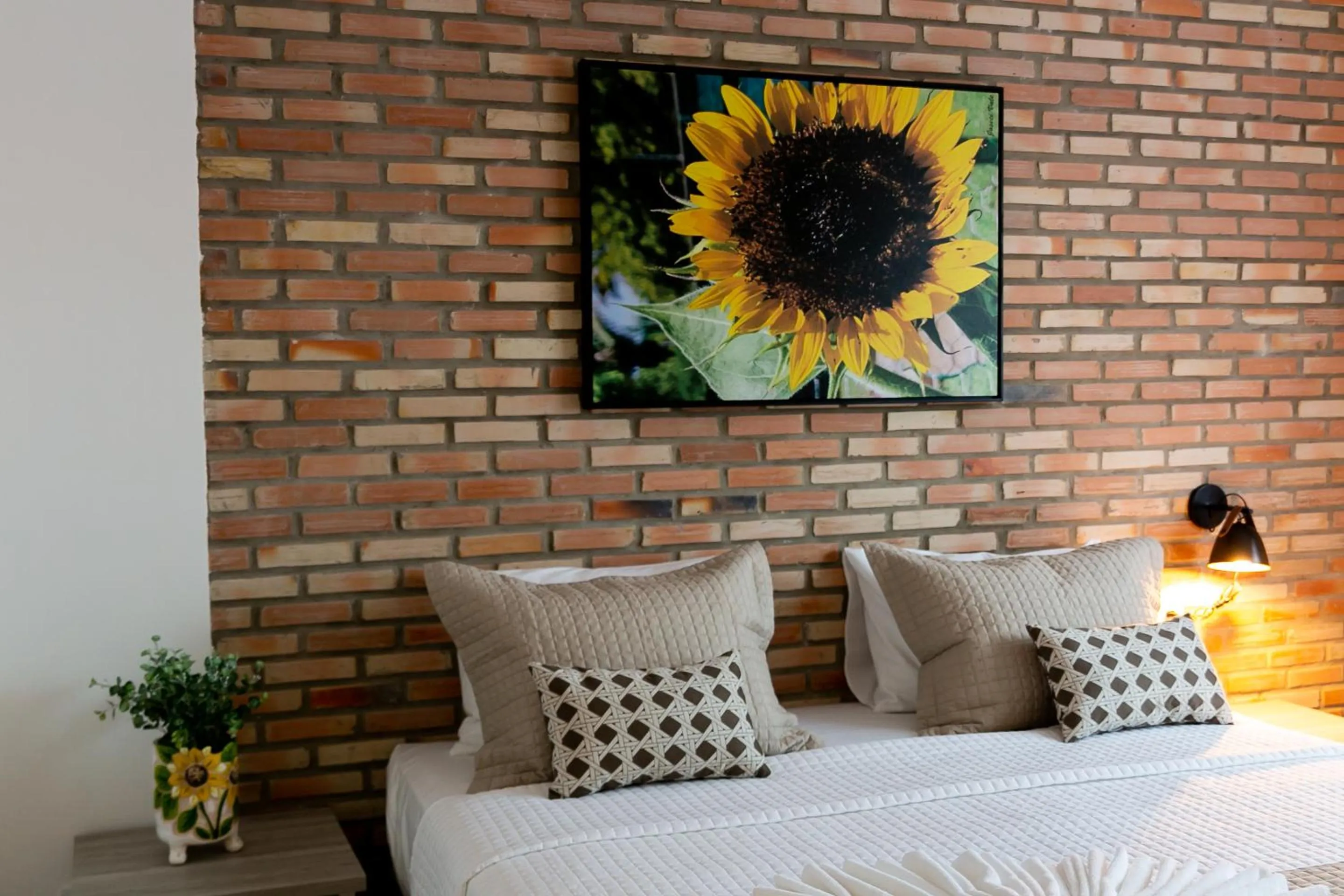 Bed in Pousada das Flores