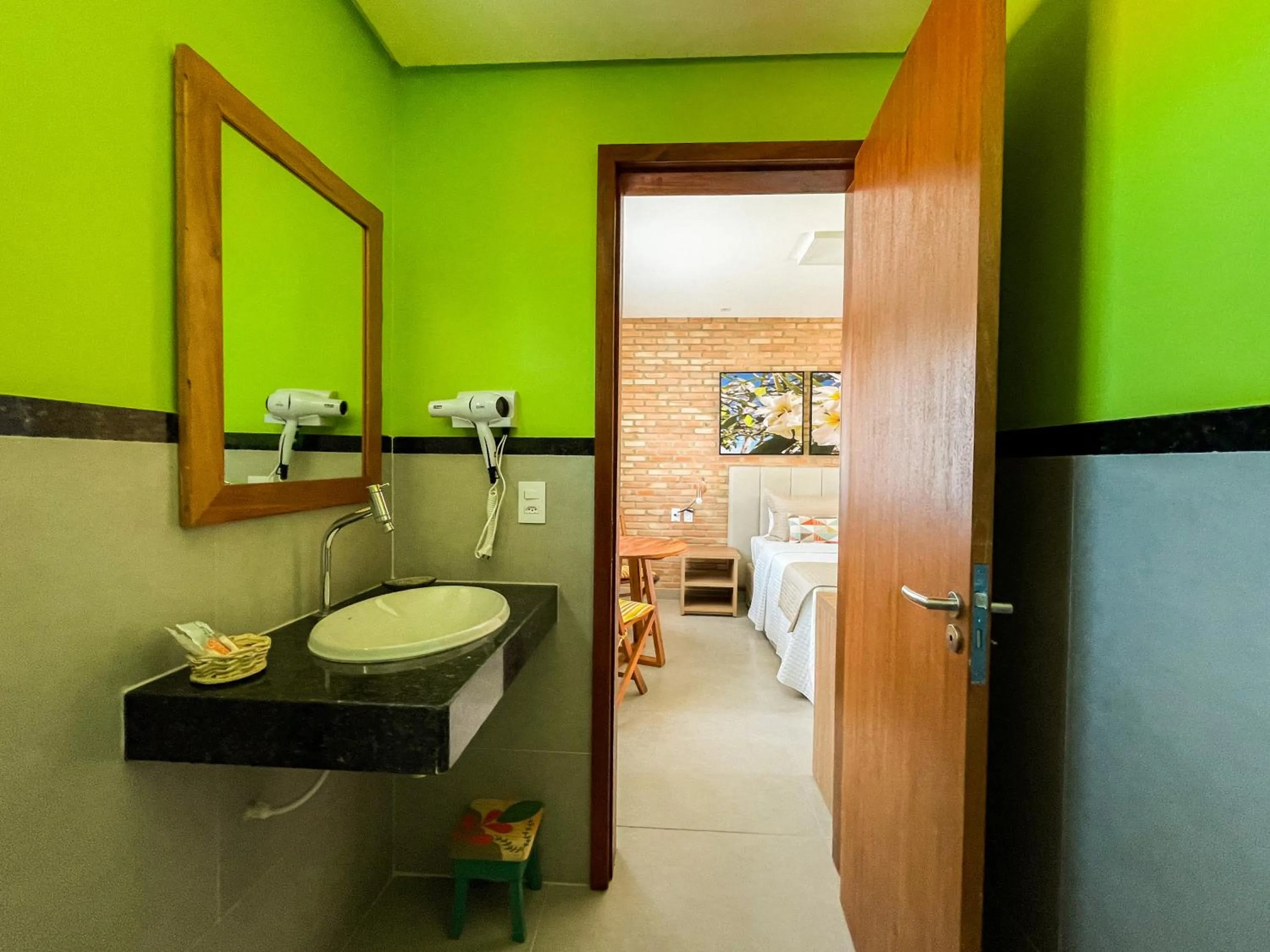 Toilet in Pousada das Flores