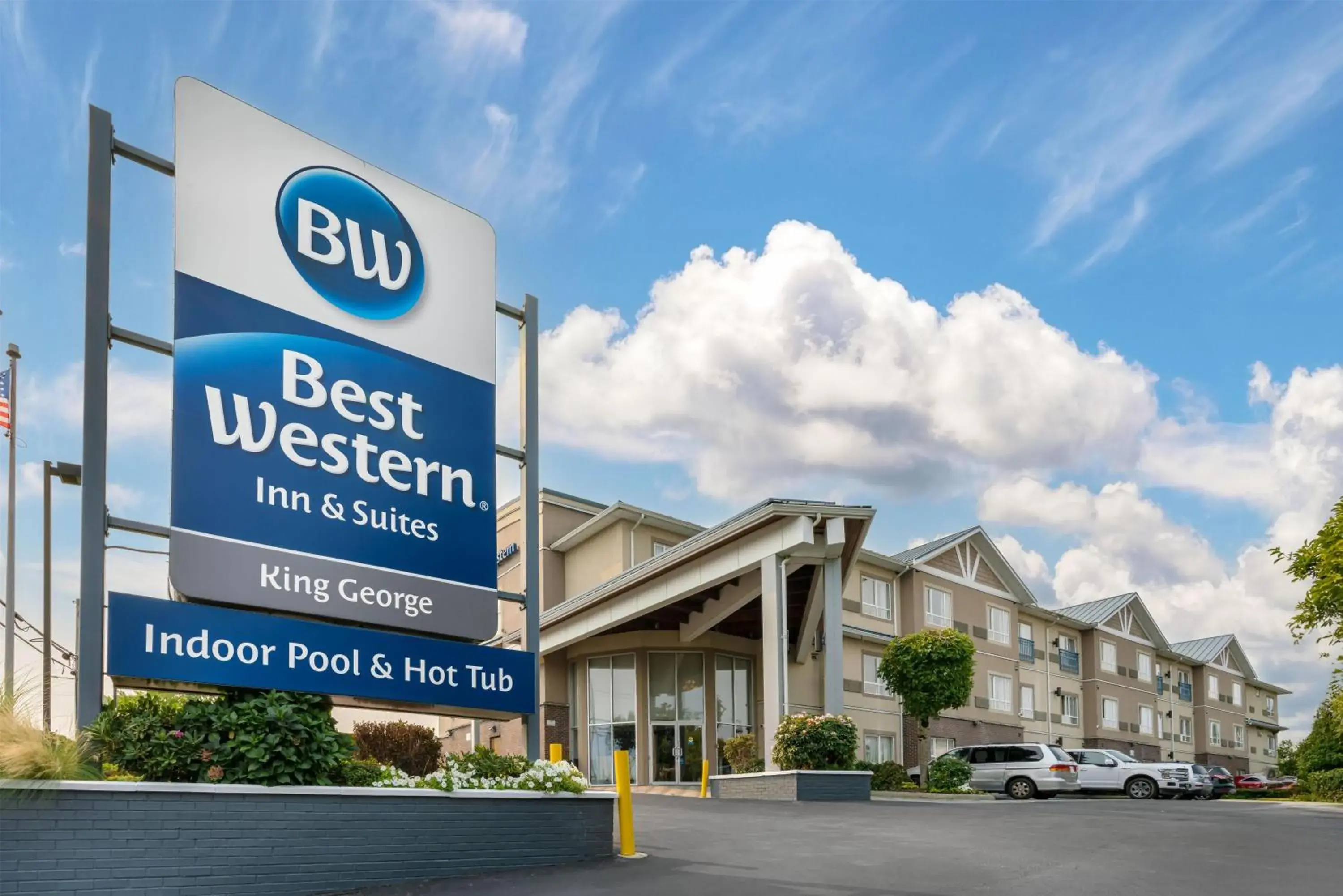 Property building in Best Western King George Inn & Suites Property building in Best Western King George Inn & Suites