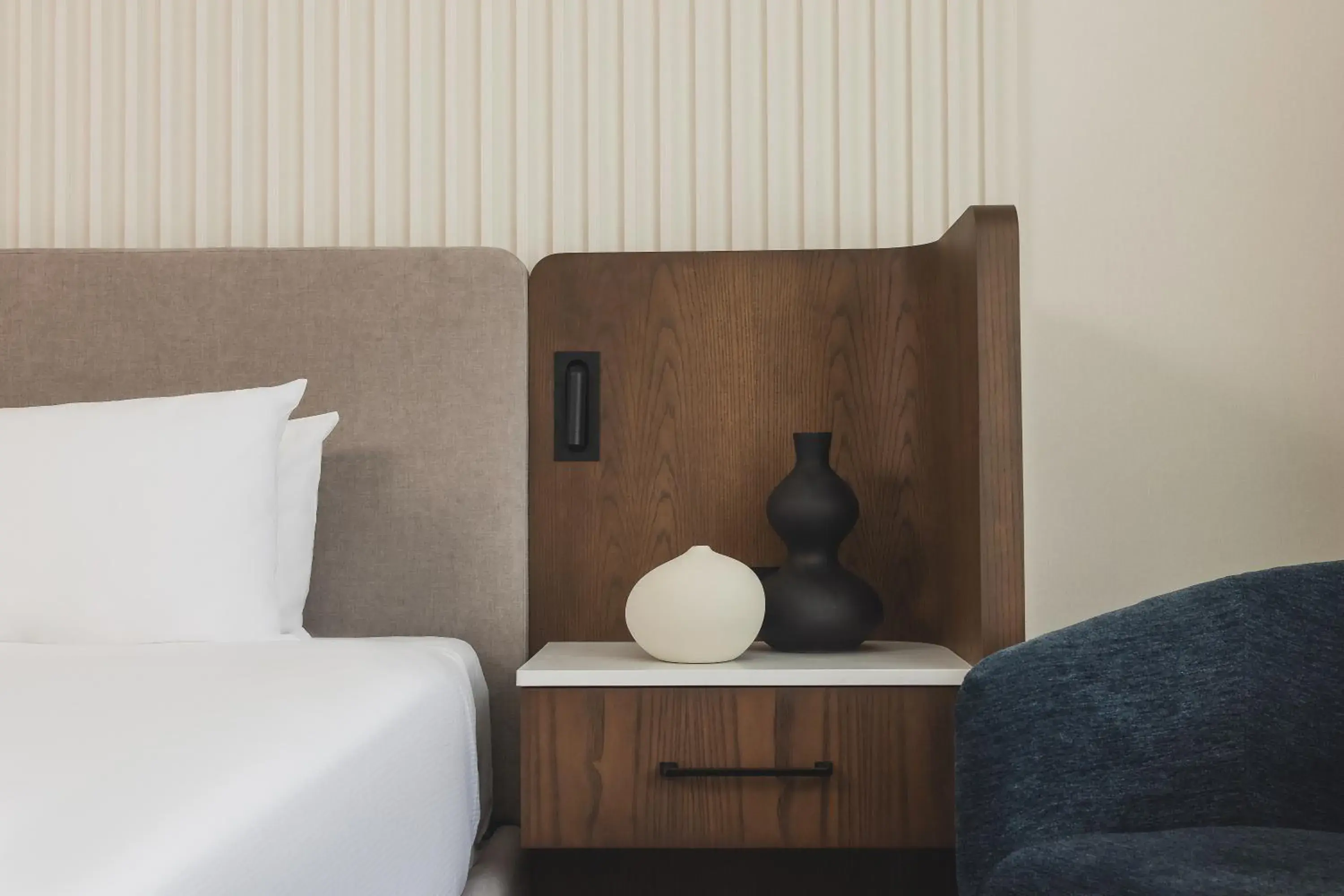 Bedroom, Bed in Hotel Chateau Laurier Québec Bedroom, Bed in Hotel Chateau Laurier Québec