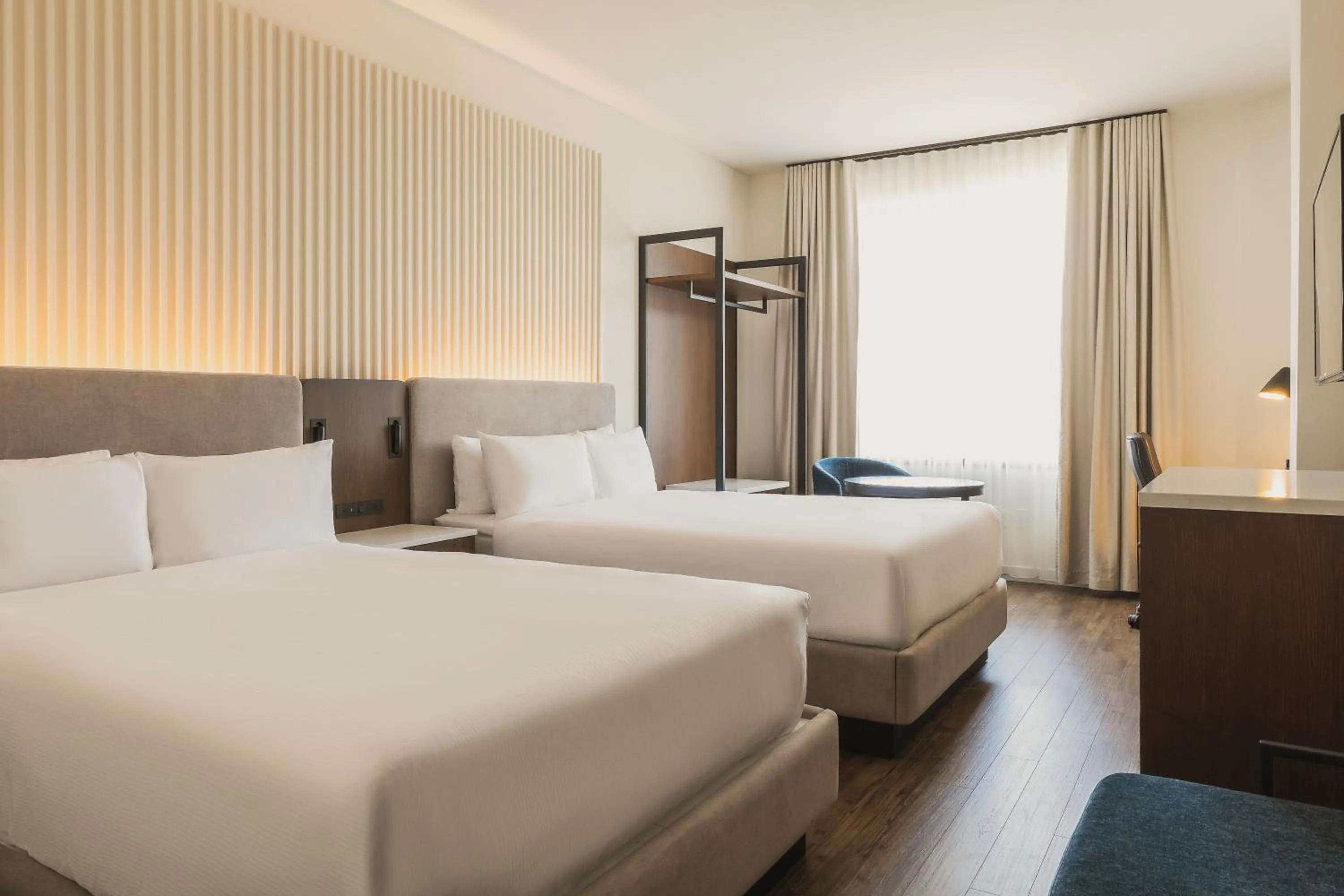 Bed in Hotel Chateau Laurier Québec