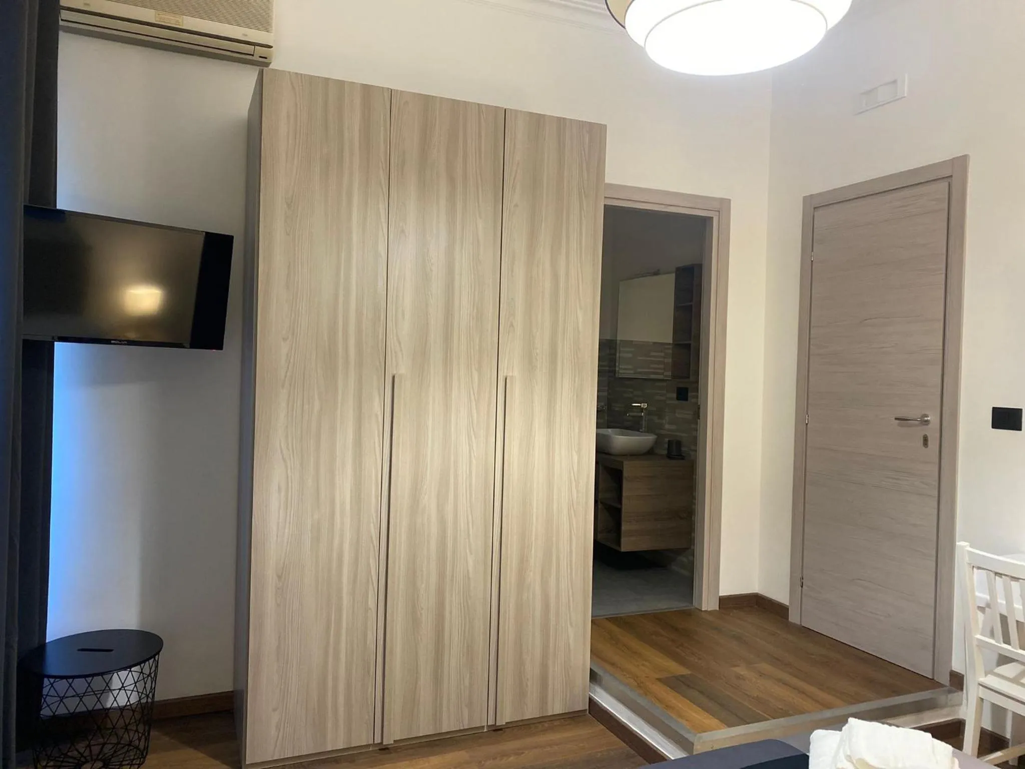 TV and multimedia in B&B I miti dell Etna Catania Centro vicino il Duomo