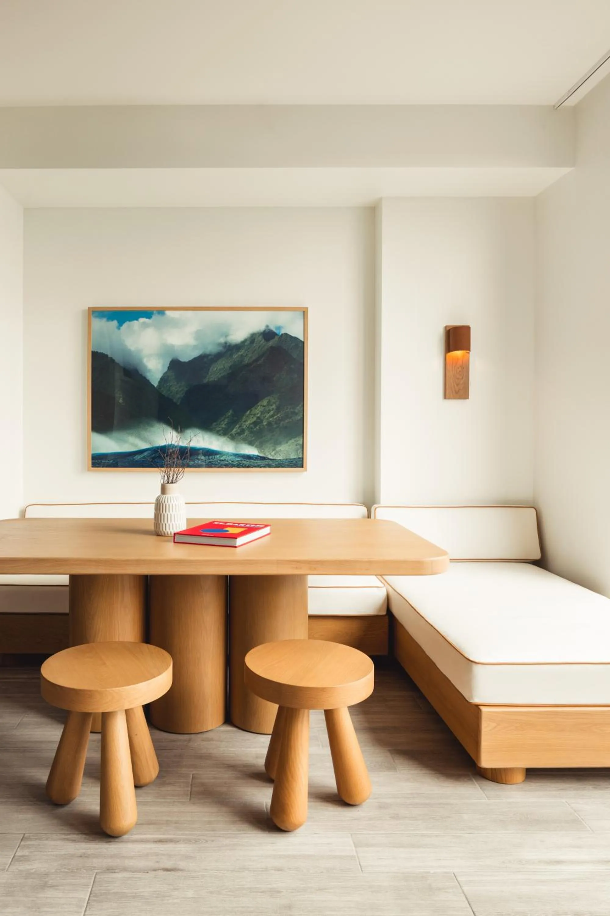 Living room, Bed in Sonder at Riverwalk