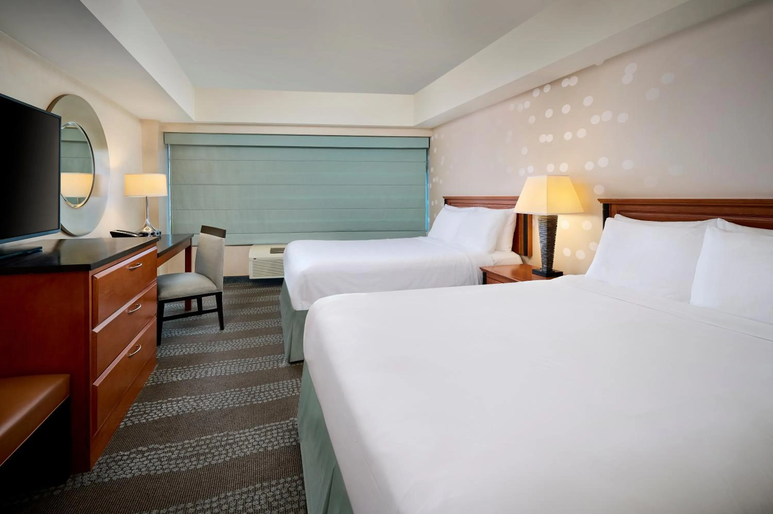 Bedroom, Bed in Niagara Fallsview Hotel & Suites