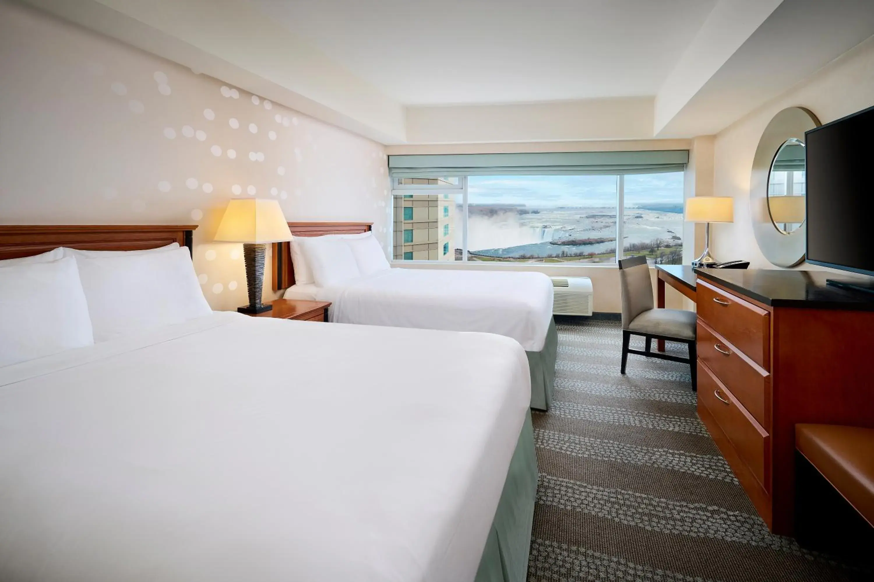 Bedroom, Bed in Niagara Fallsview Hotel & Suites Bedroom, Bed in Niagara Fallsview Hotel & Suites