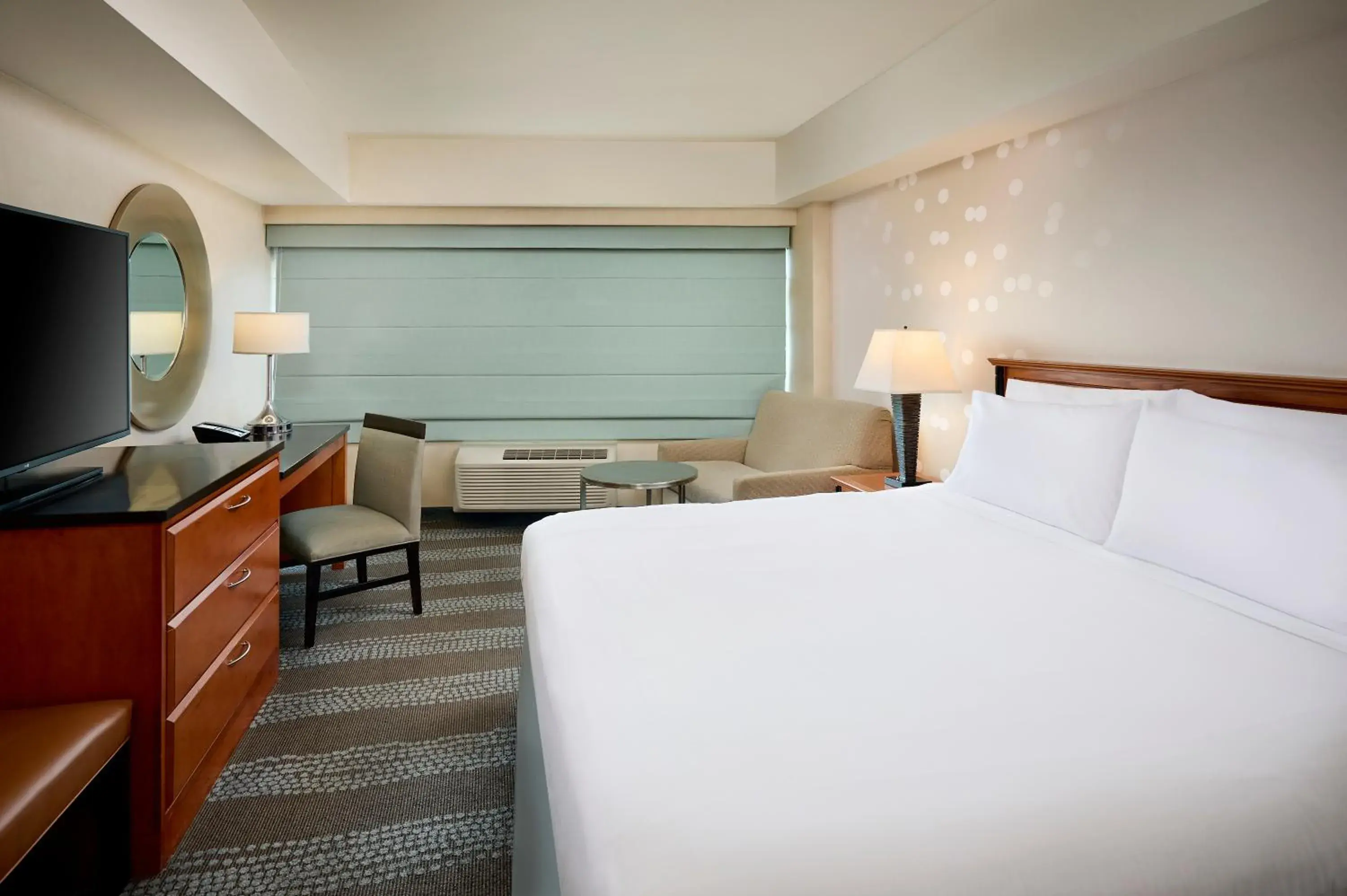 Bedroom, Bed in Niagara Fallsview Hotel & Suites Bedroom, Bed in Niagara Fallsview Hotel & Suites