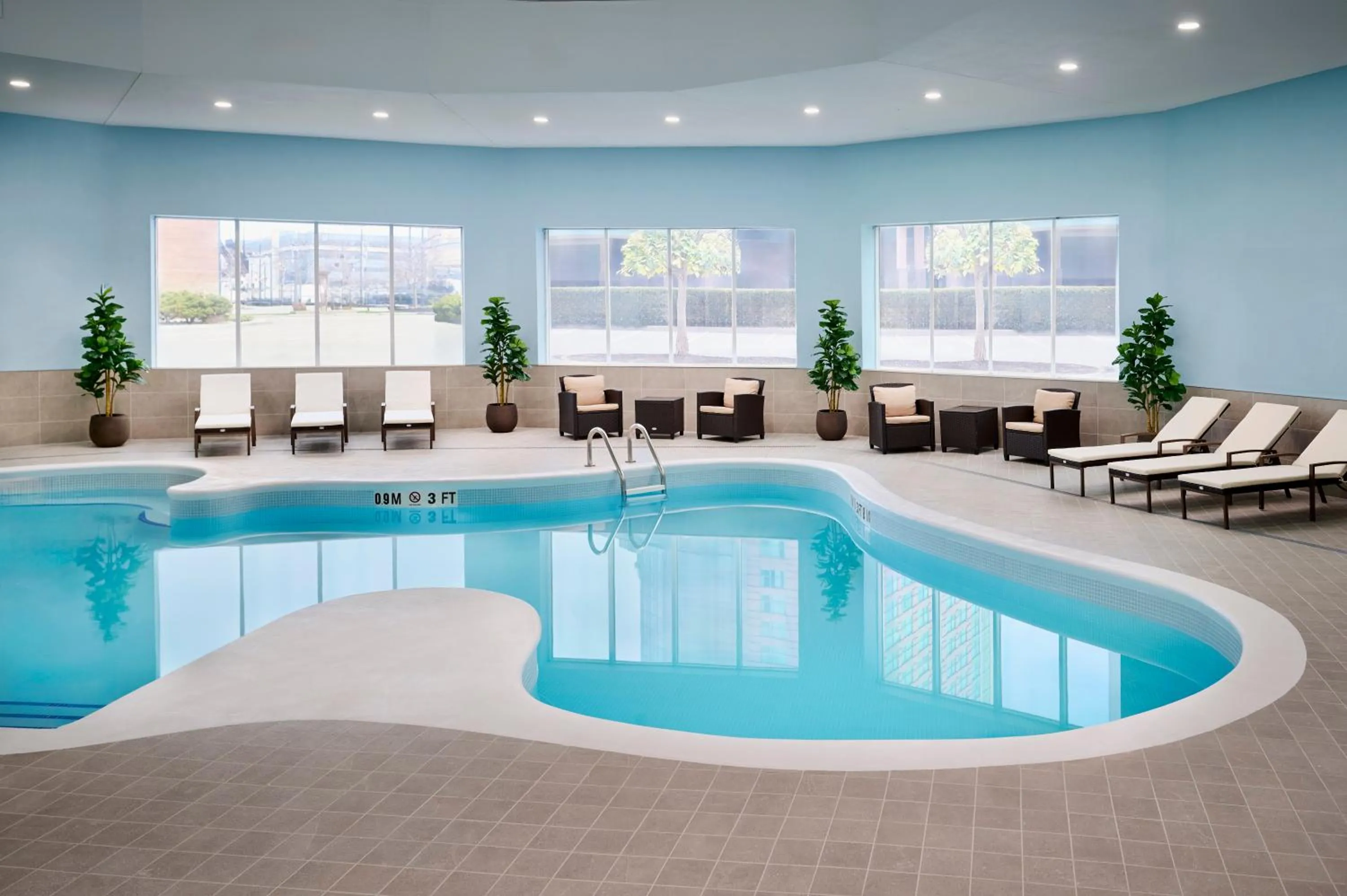 Swimming pool in Niagara Fallsview Hotel & Suites