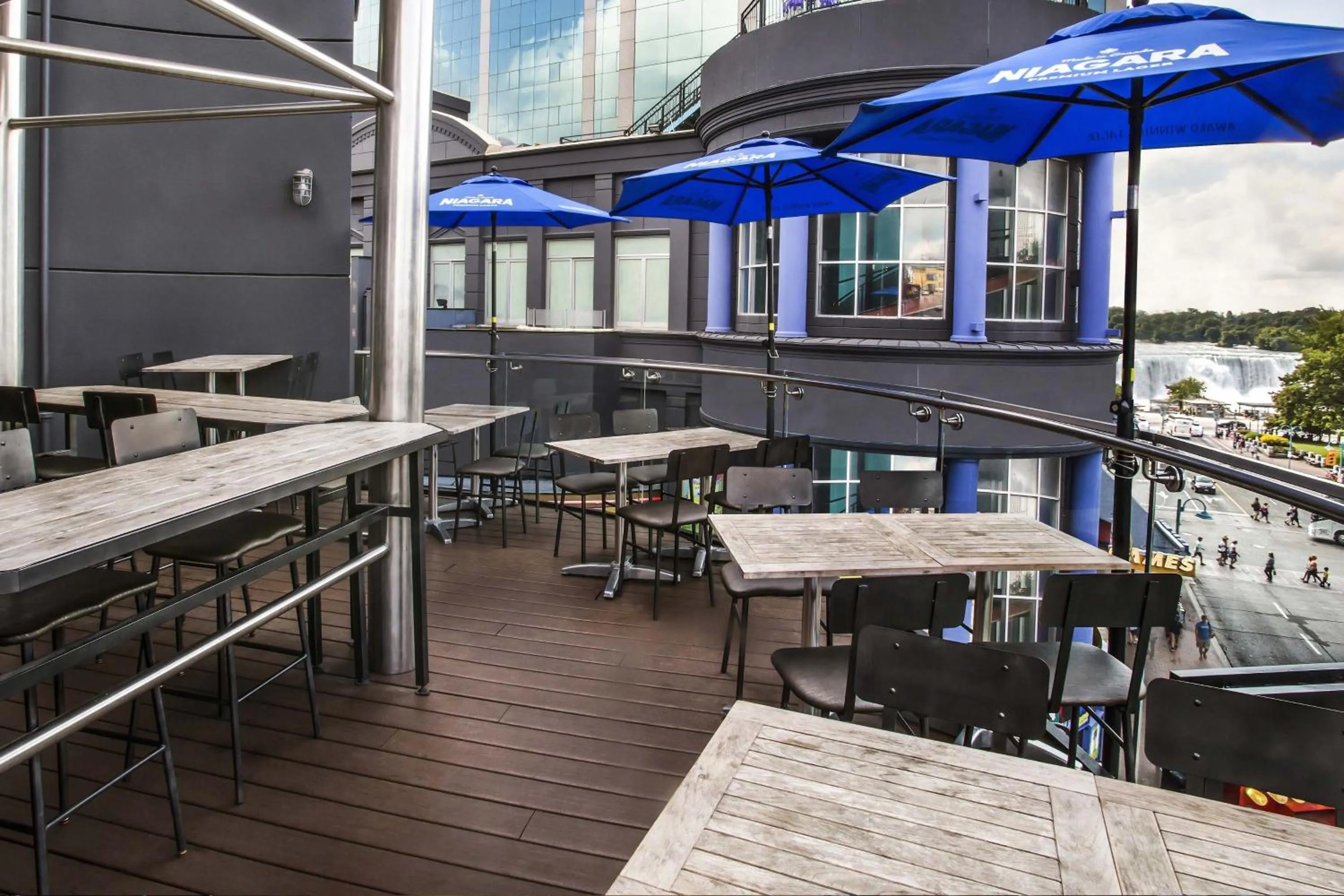 Restaurant/places to eat in Sheraton Fallsview Hotel