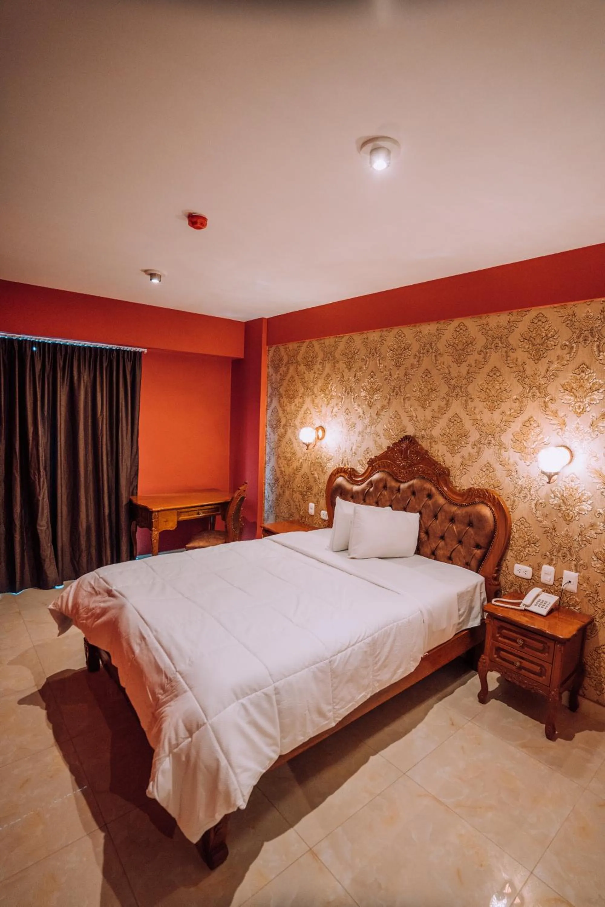 Bed in Lima Central Design Hotel Spa & Club