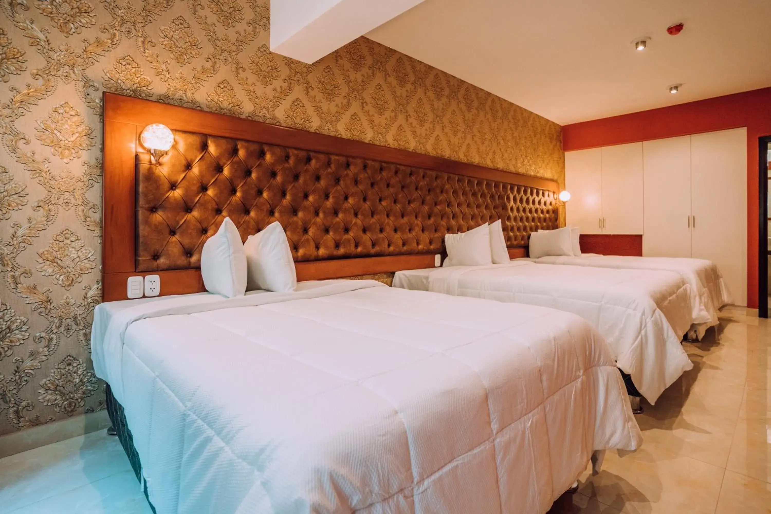 Triple Room in Lima Central Design Hotel Spa & Club Triple Room in Lima Central Design Hotel Spa & Club