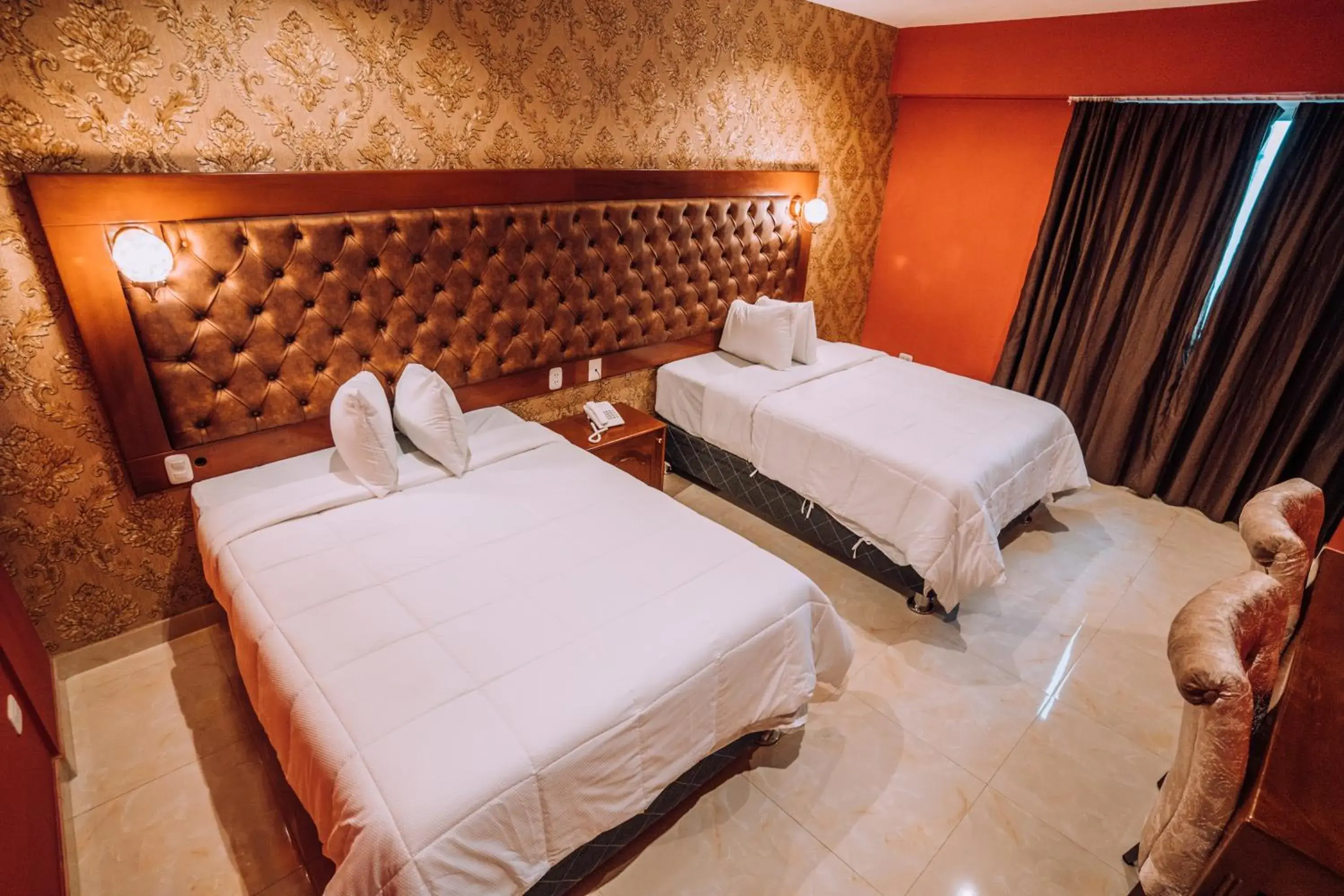 Deluxe Twin Room in Lima Central Design Hotel Spa & Club Deluxe Twin Room in Lima Central Design Hotel Spa & Club