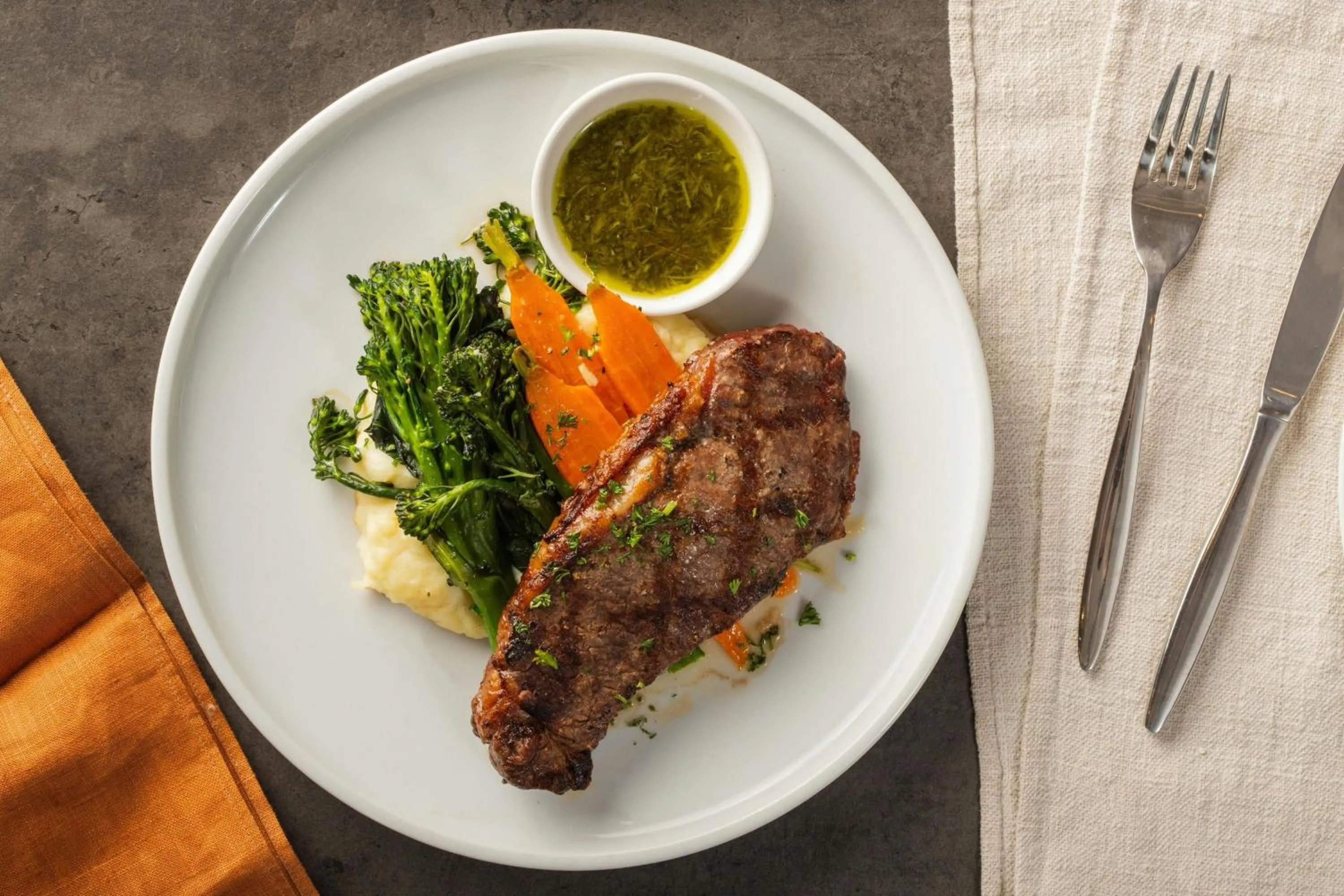 Restaurant/places to eat in Sheraton Parkway Toronto North Hotel & Suites