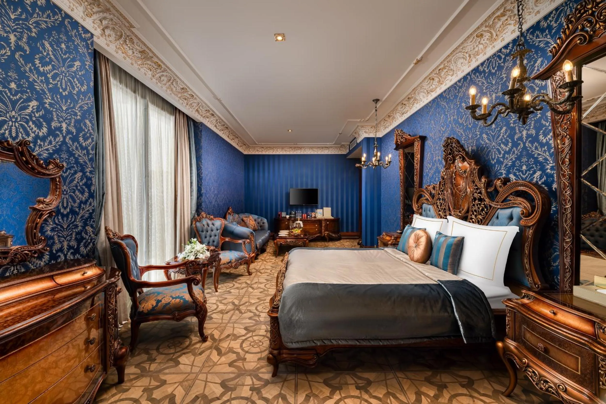 Massage in Les Ambassadeurs Hotel Casino&Marina