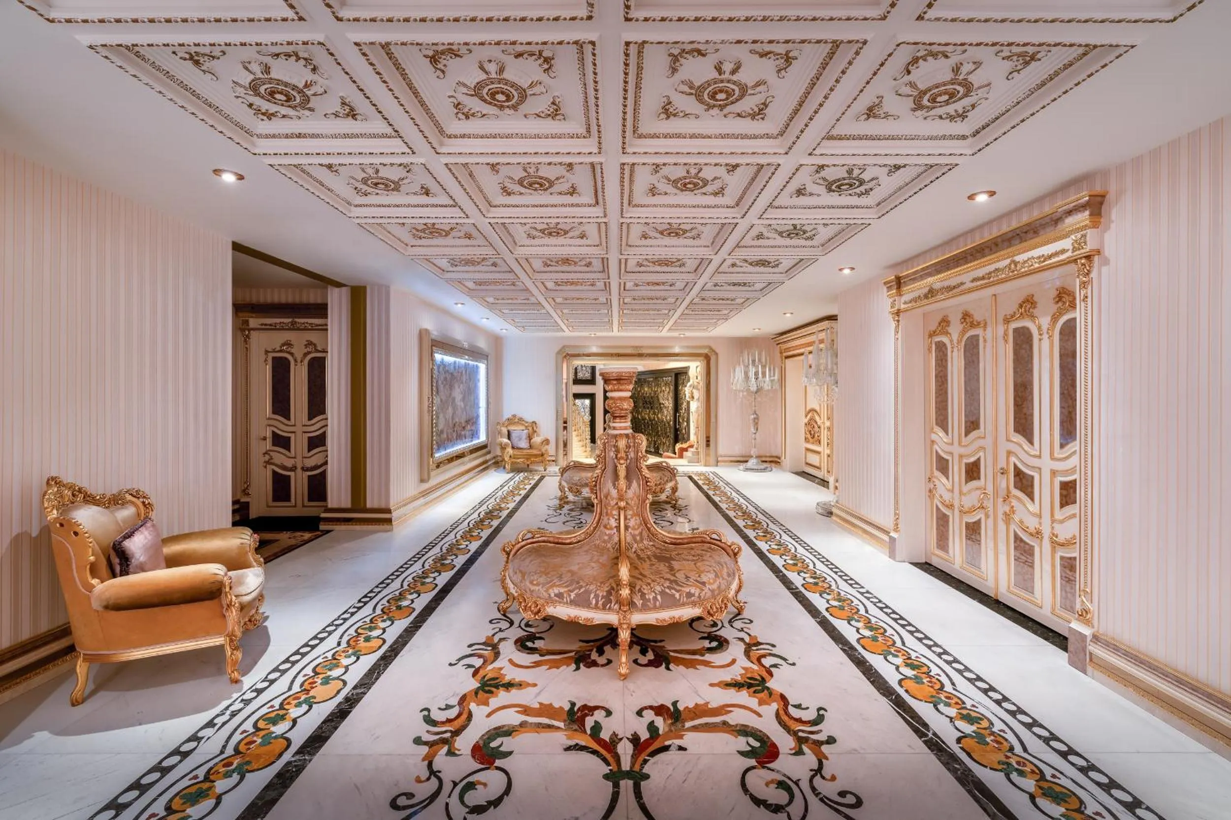 Decorative detail in Les Ambassadeurs Hotel Casino&Marina