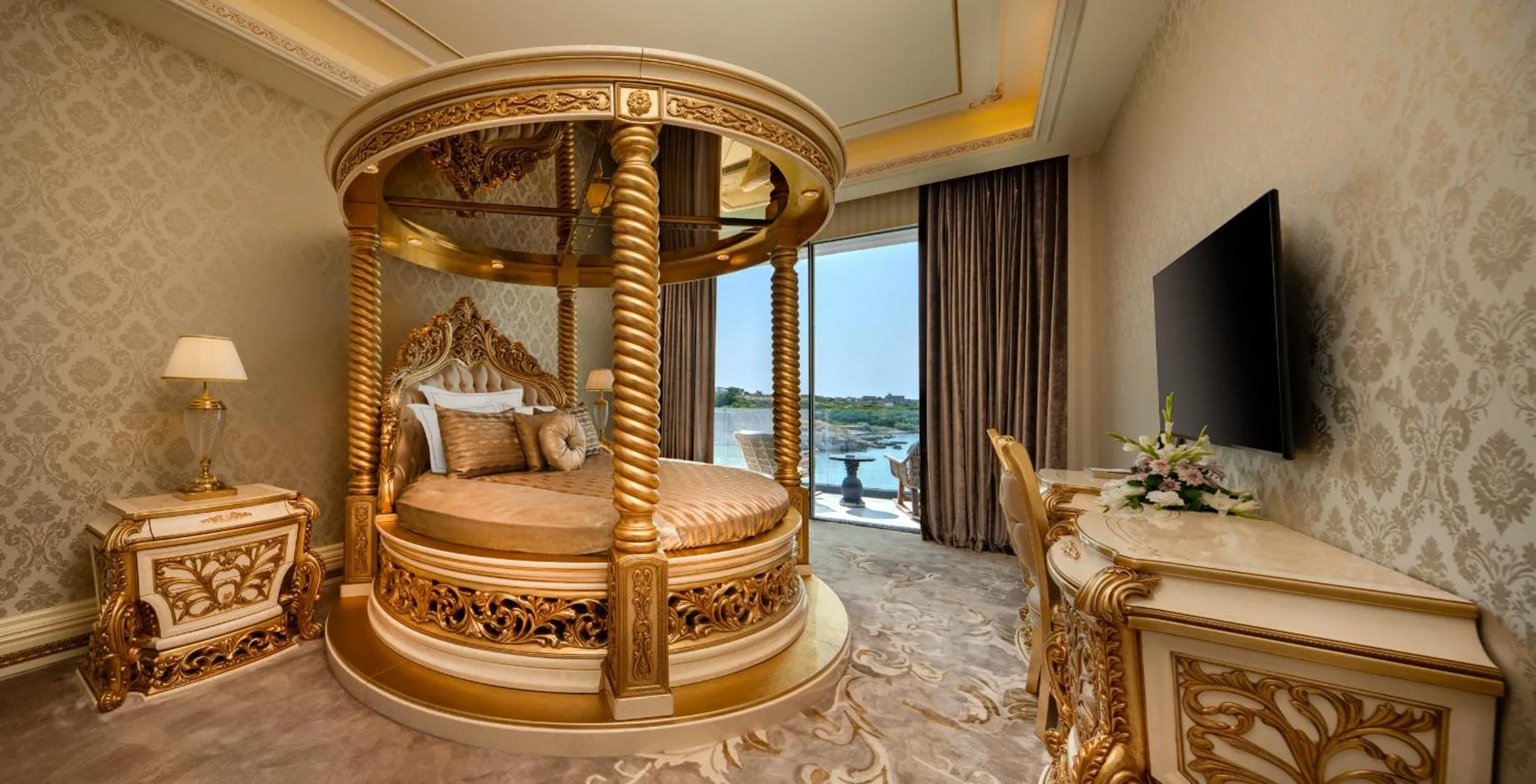 Massage in Les Ambassadeurs Hotel Casino&Marina