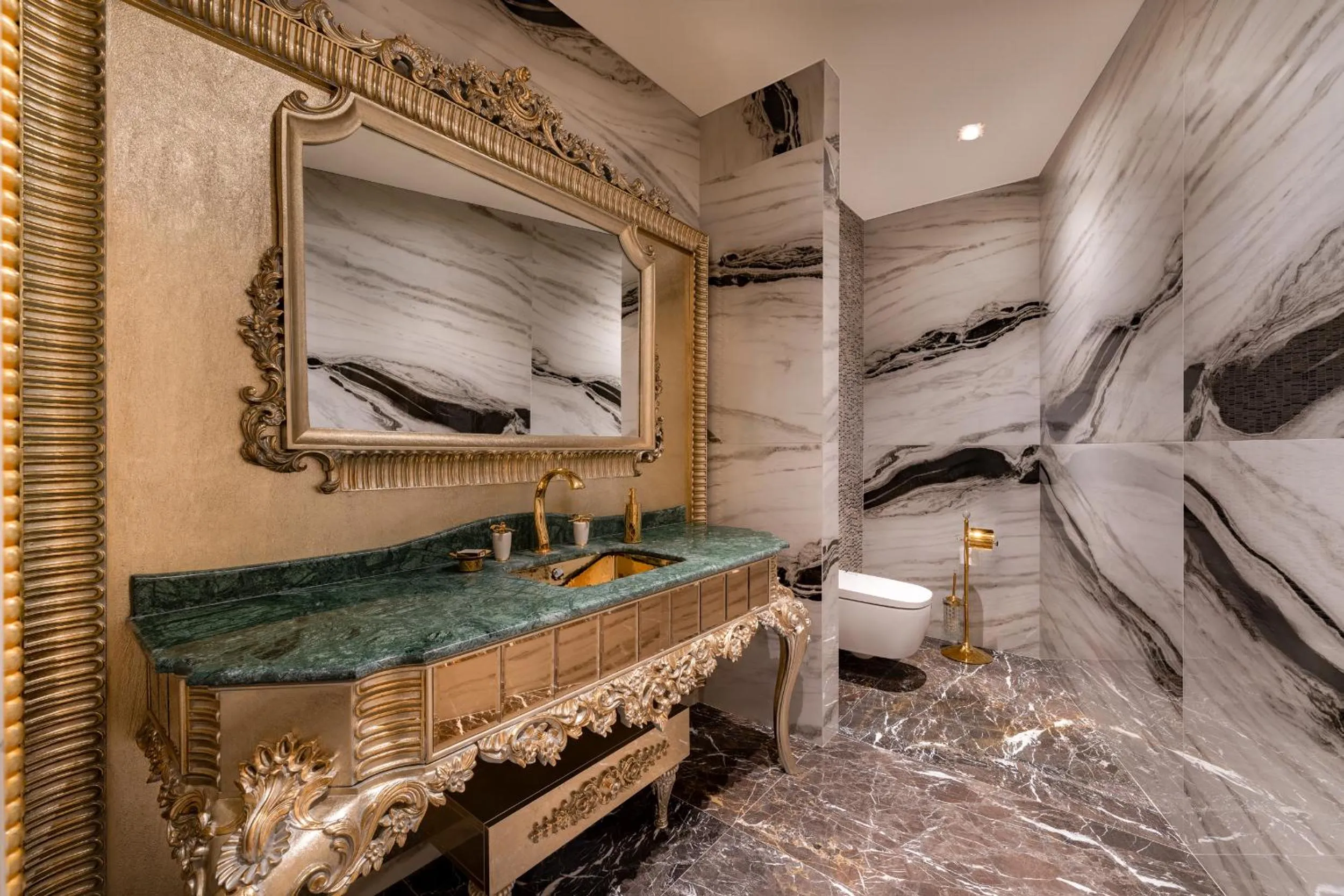 Massage in Les Ambassadeurs Hotel Casino&Marina