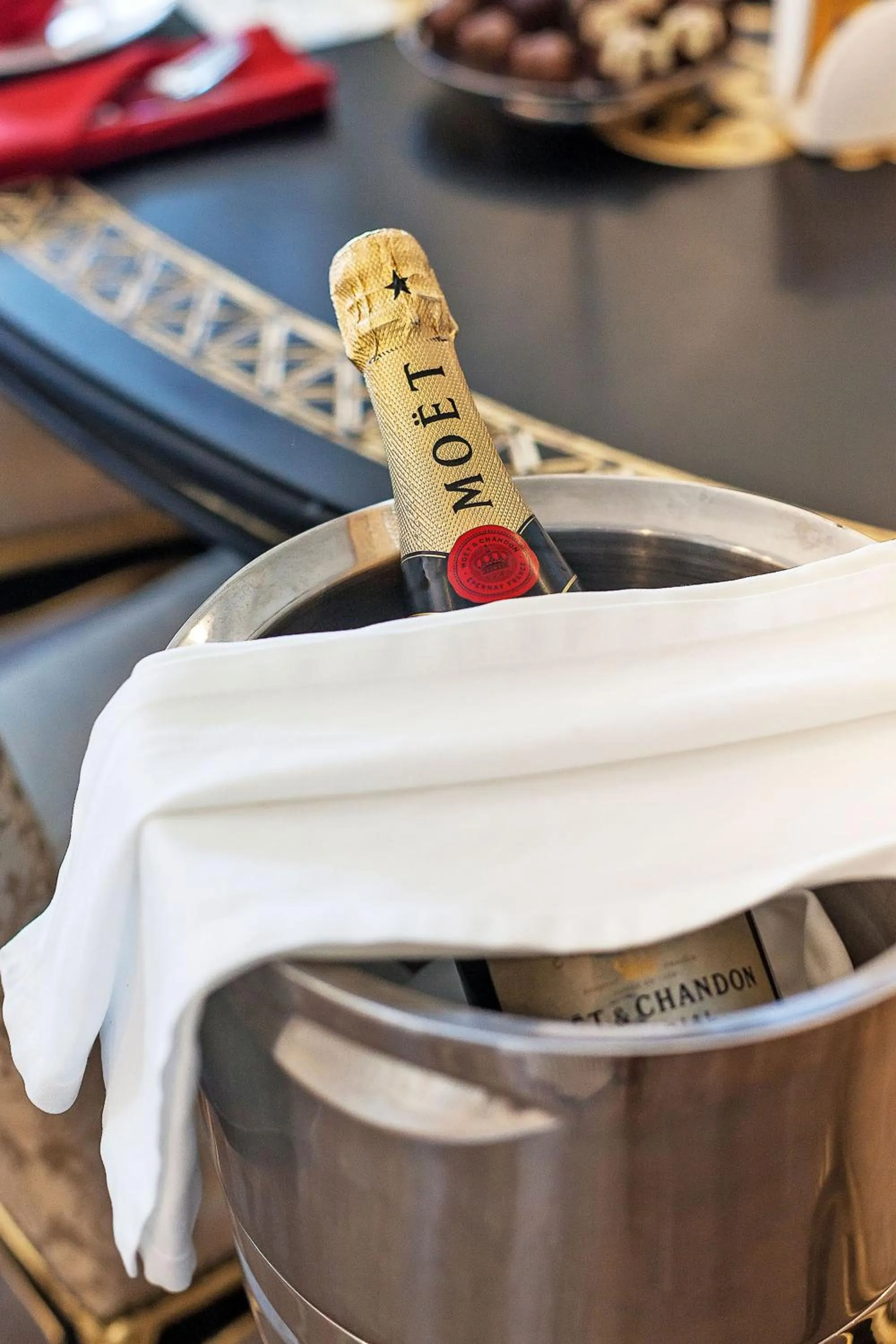 Bed in Les Ambassadeurs Hotel Casino&Marina