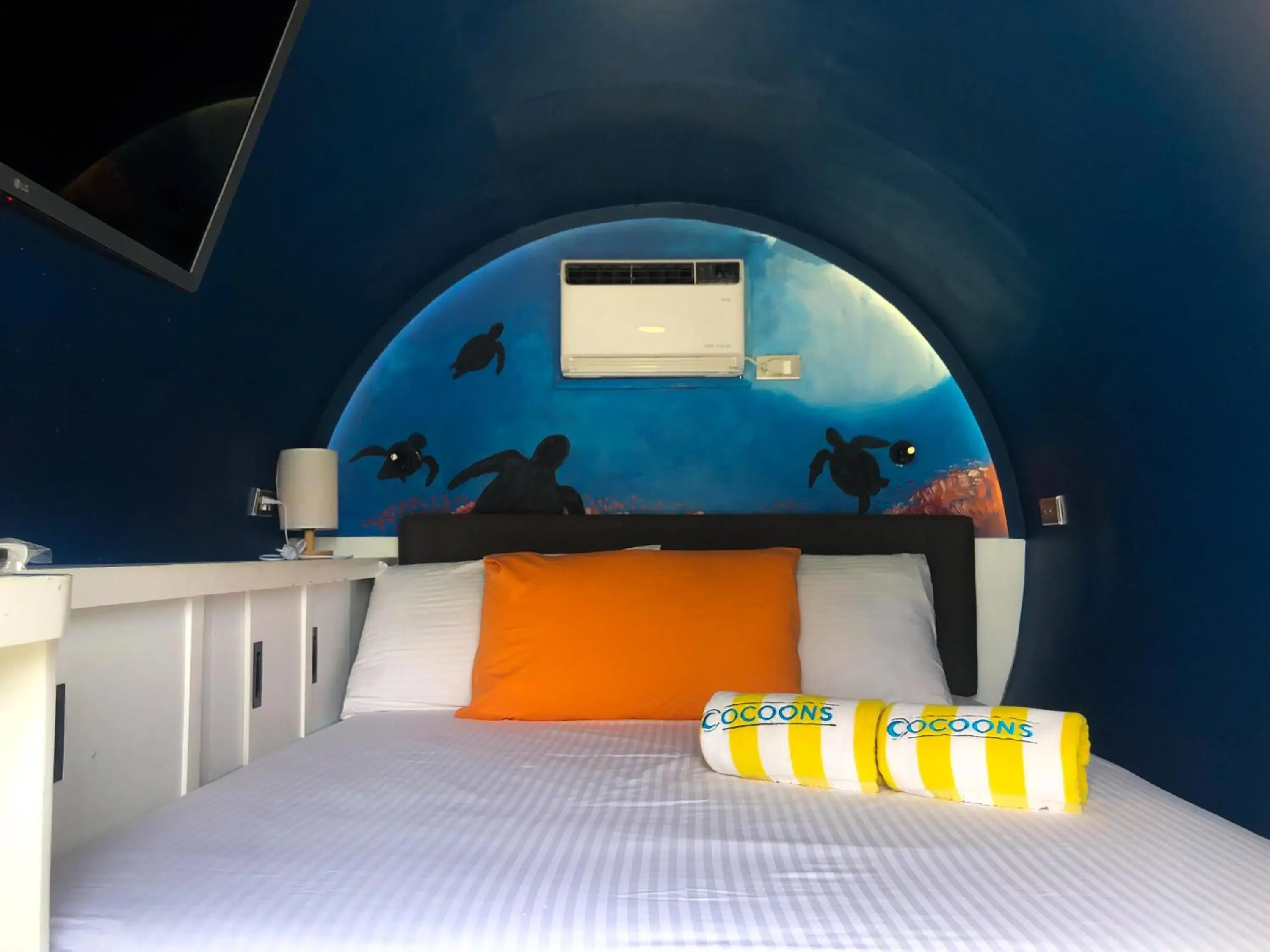 Bed in Cocoons Casobe Bed in Cocoons Casobe