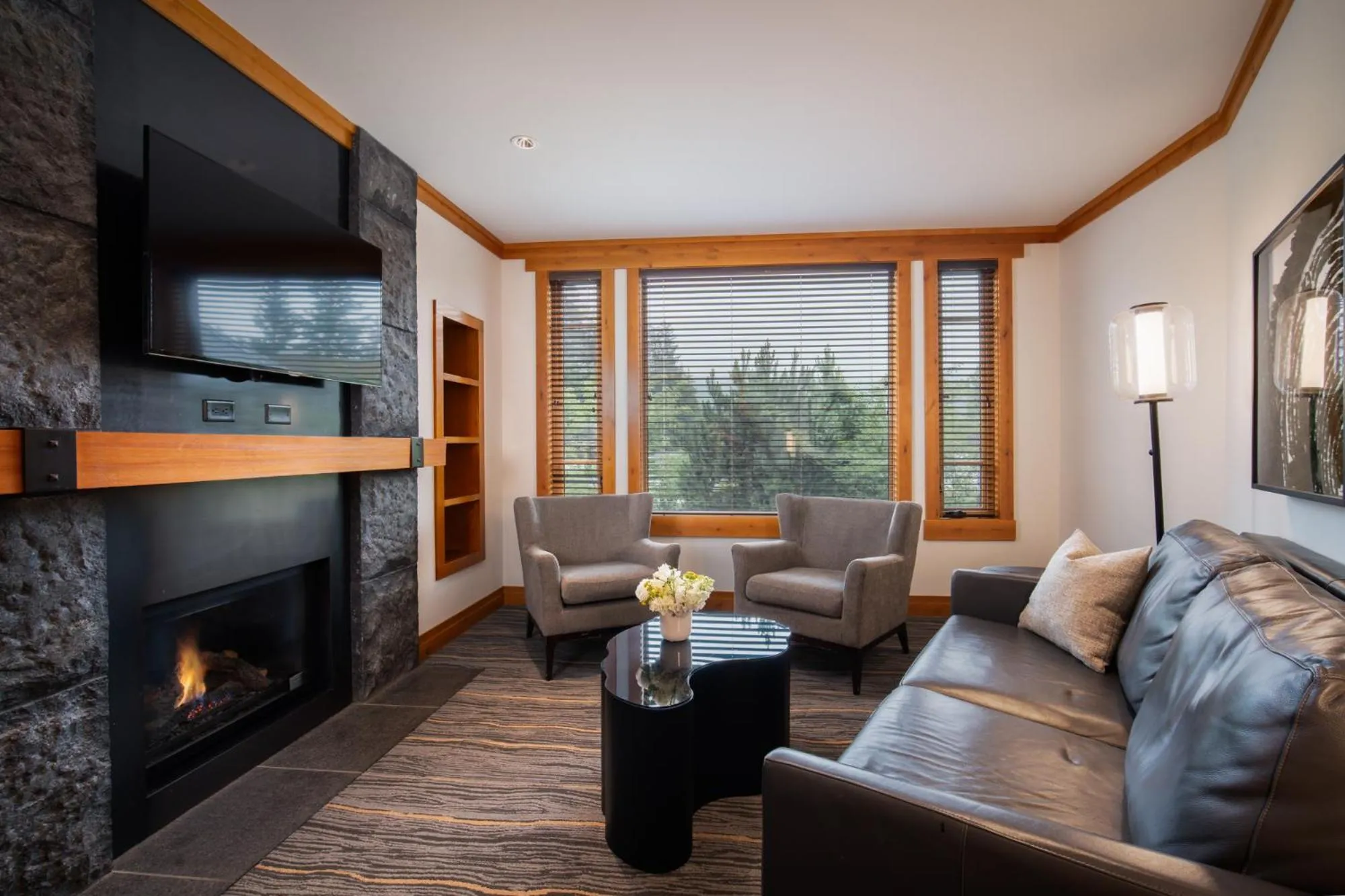 Communal lounge/ TV room in Nita Lake Lodge