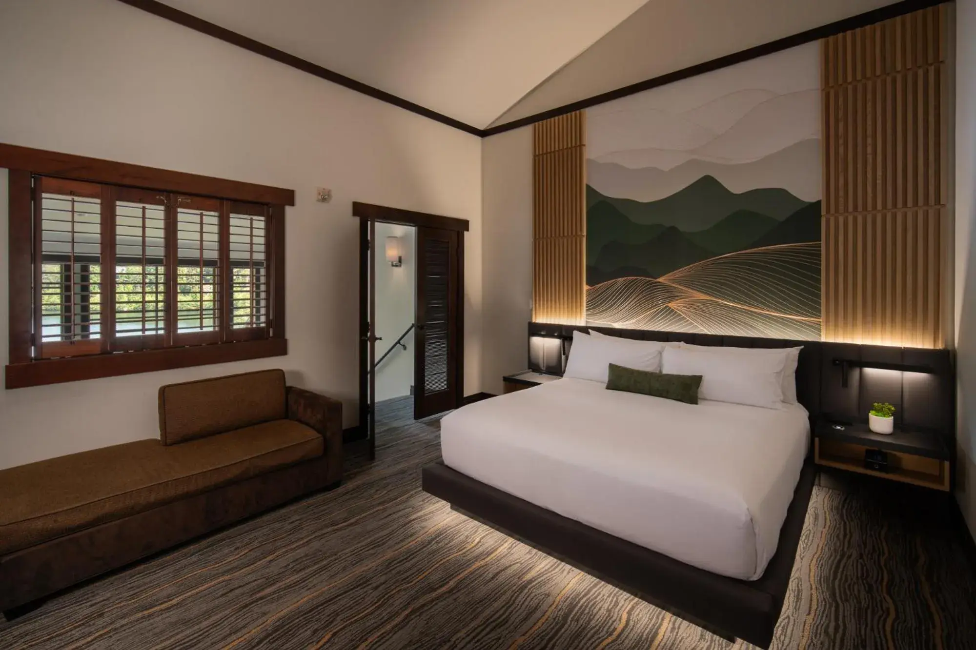 Bedroom, Bed in Nita Lake Lodge Bedroom, Bed in Nita Lake Lodge