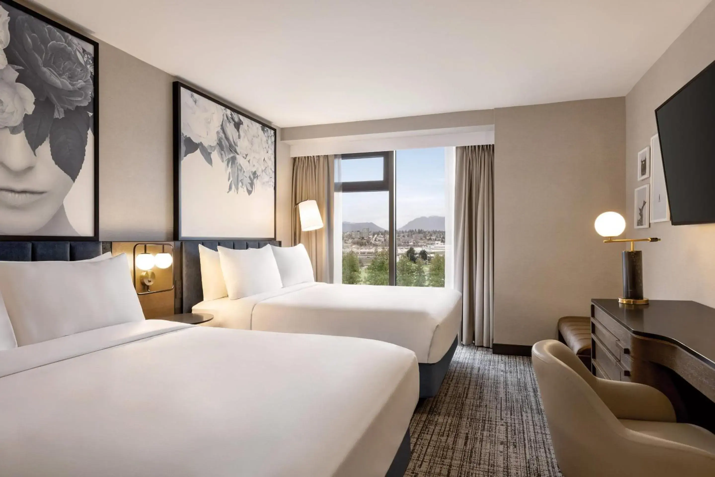 Bedroom in Radisson Blu Vancouver Airport Hotel & Marina Bedroom in Radisson Blu Vancouver Airport Hotel & Marina