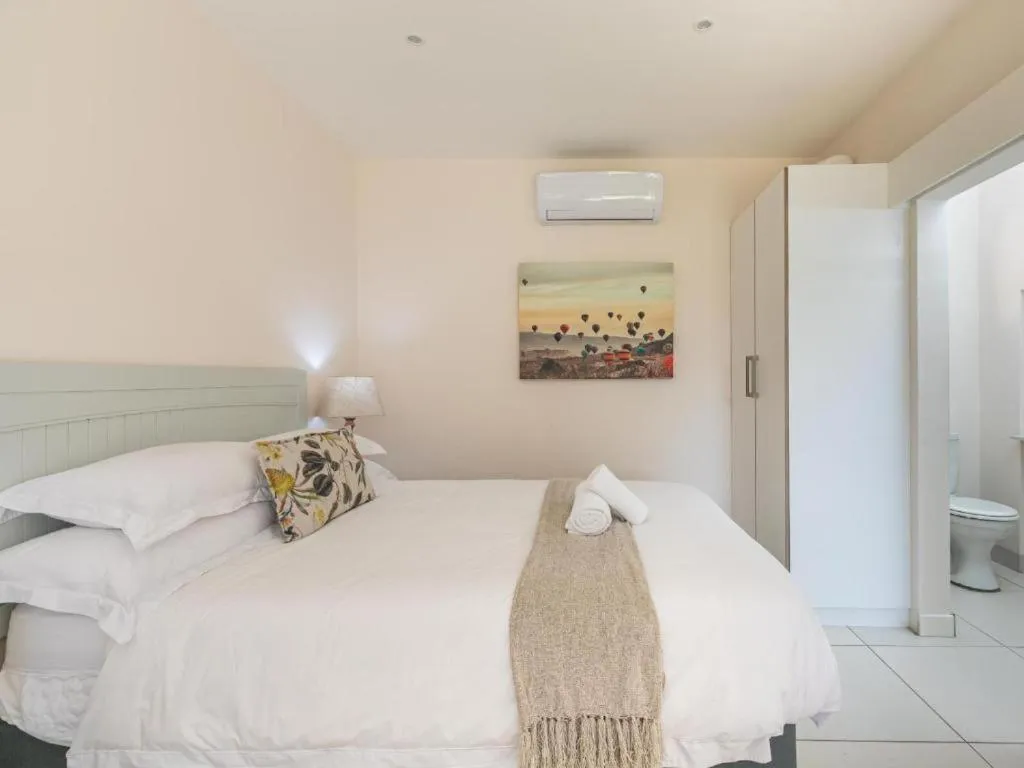 Bed in Emmarentia Guest House