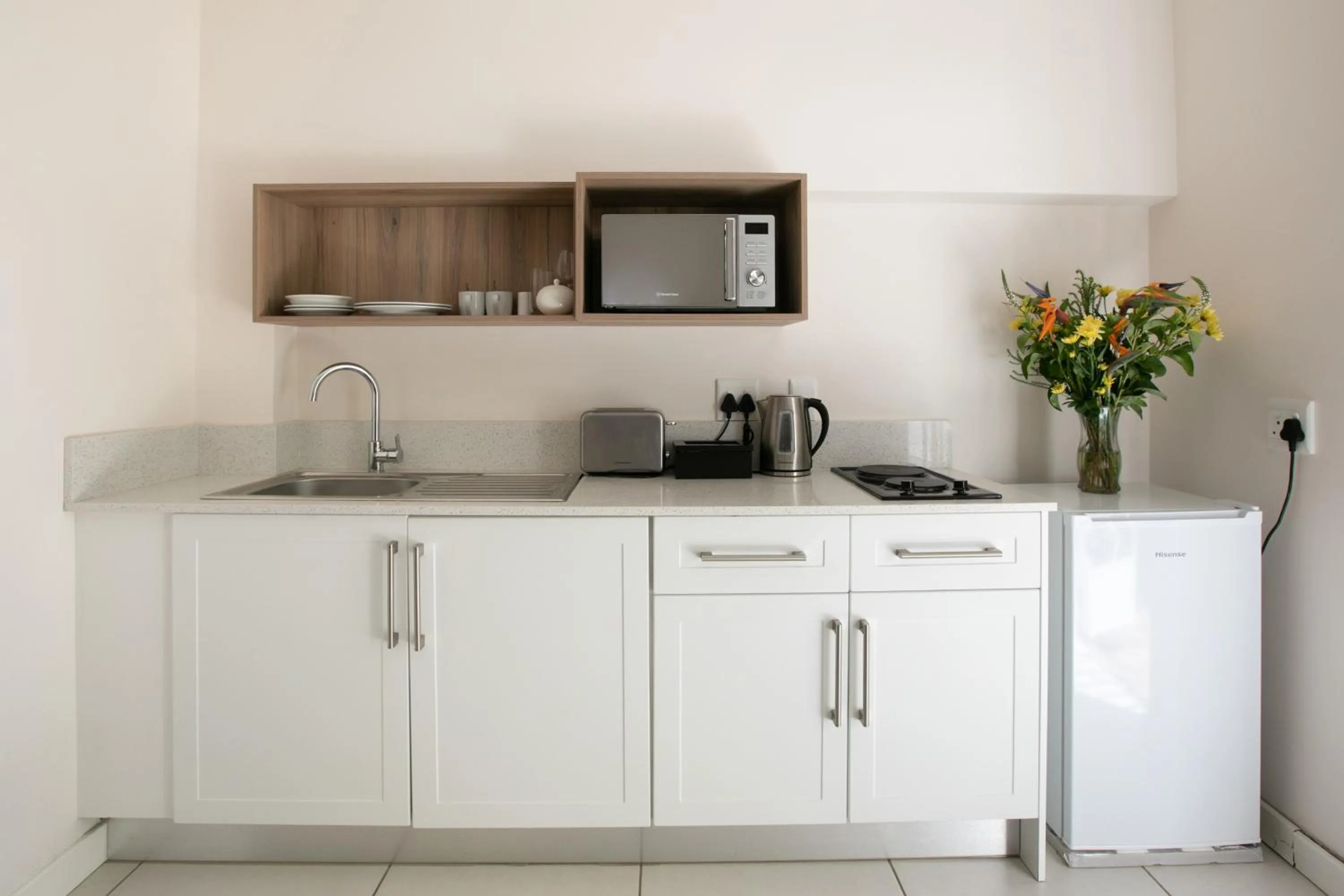 Coffee/tea facilities in Emmarentia Guest House