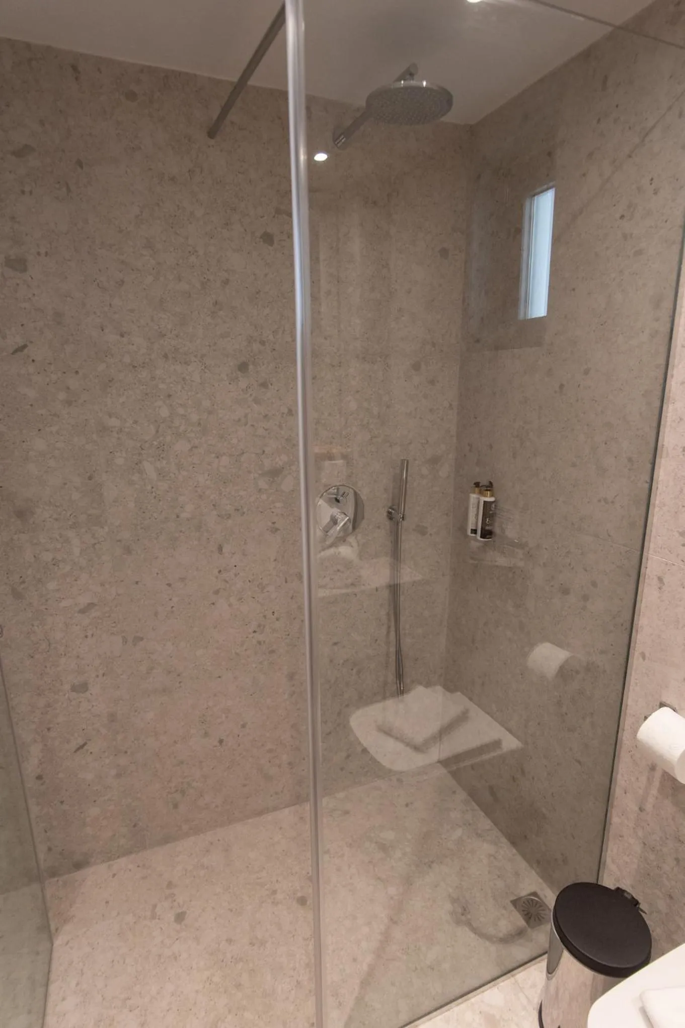 Shower in The Residences Kalamata
