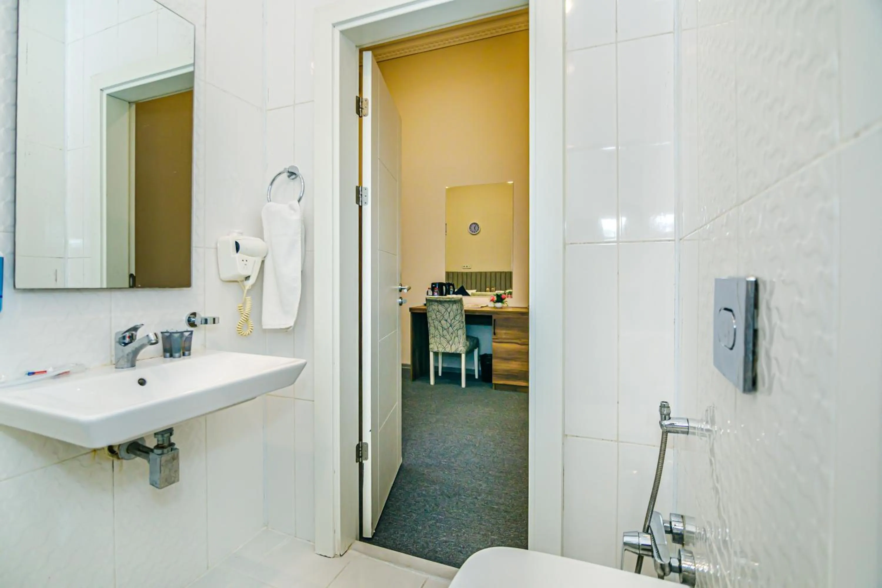 Bathroom in GREEN PARK iNN