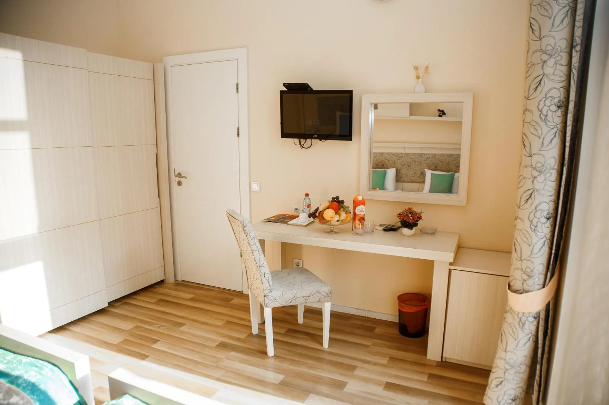 TV and multimedia in Bristol Hotel