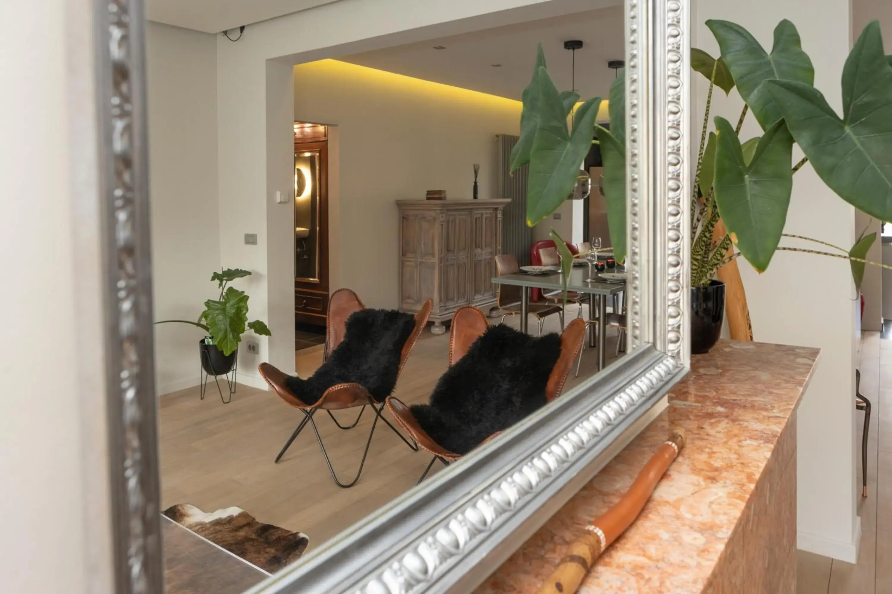 Three-Bedroom Apartment in #MacLeod2 Three-Bedroom Apartment in #MacLeod2