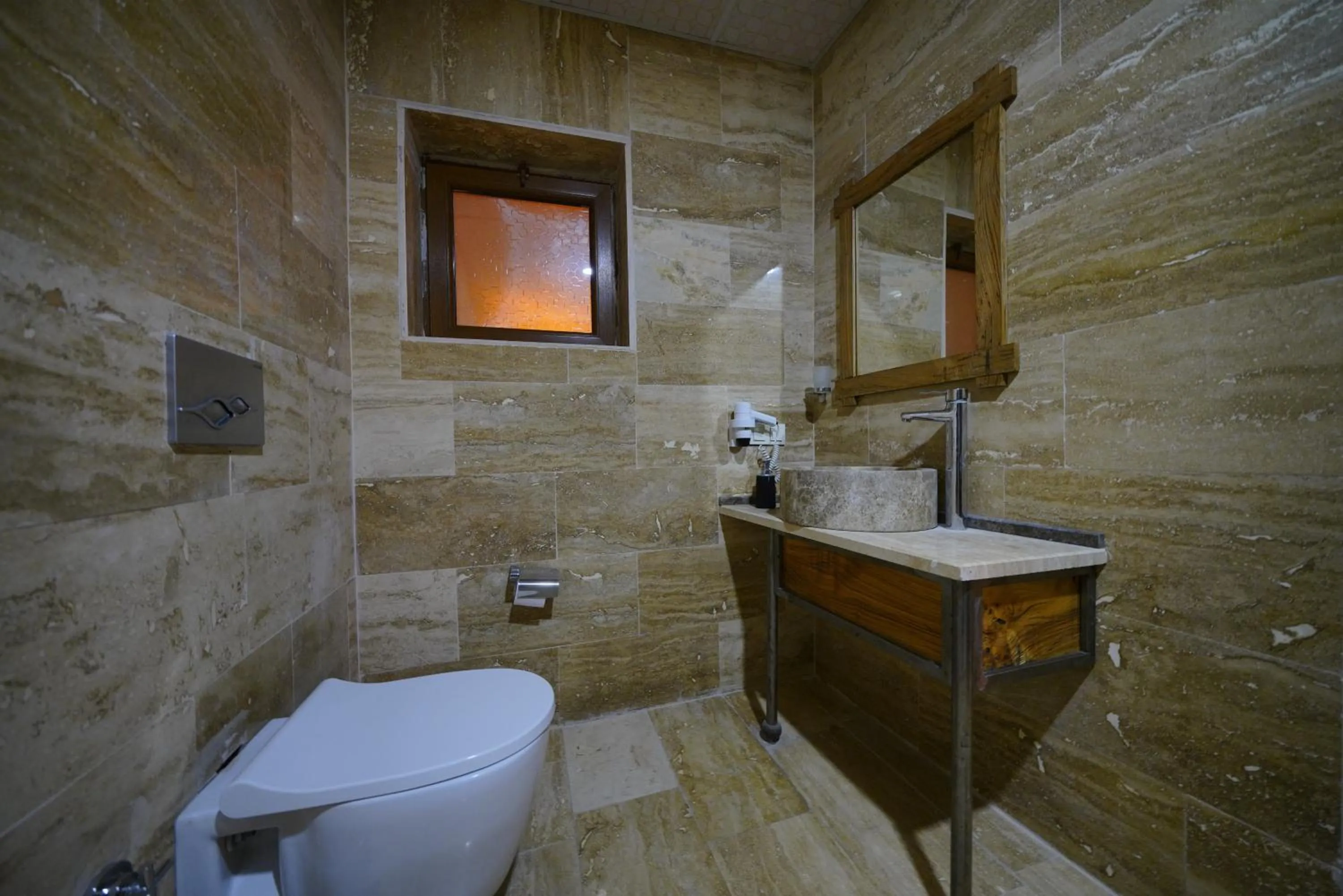 Toilet in Göreme Cave Lodge