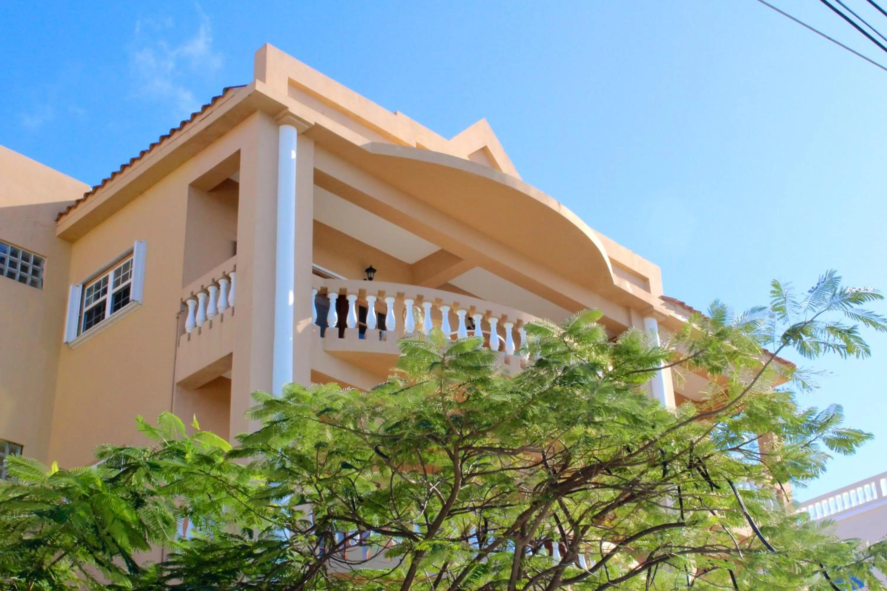 Property building in Hol Chan Reef Resort & Villas