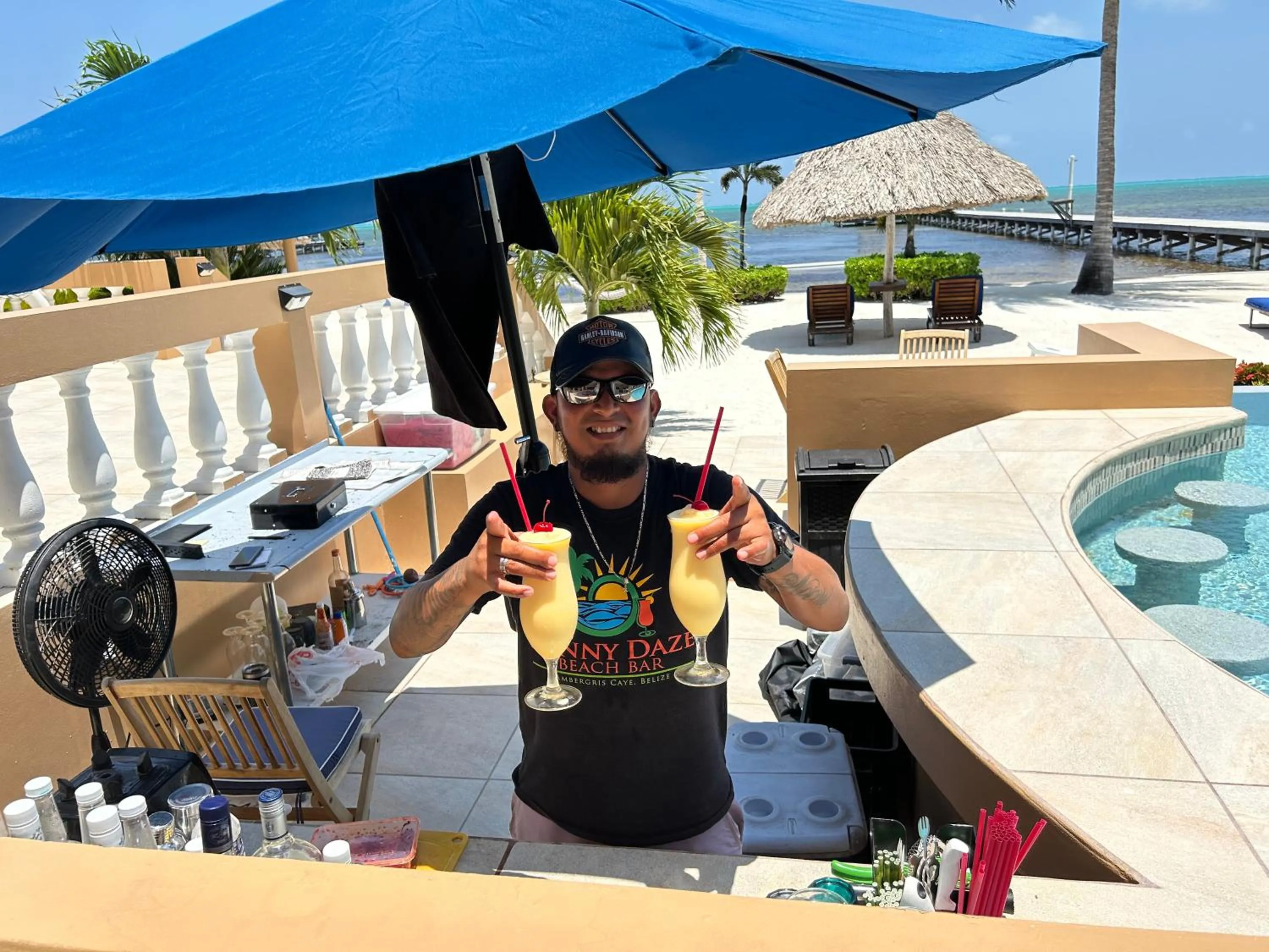 Lounge or bar in Hol Chan Reef Resort & Villas