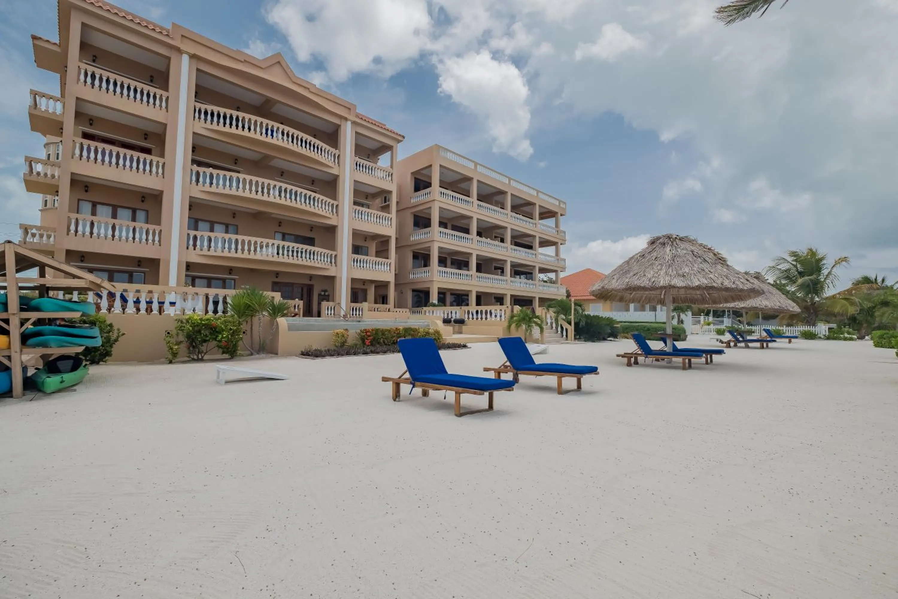 Property building in Hol Chan Reef Resort & Villas